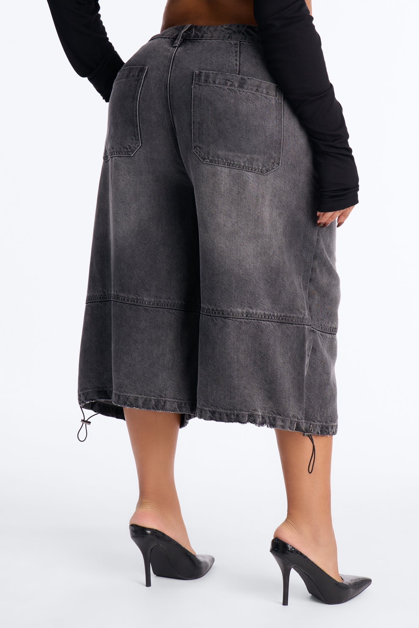 Chelsea Drapey Denim Jorts - Grey