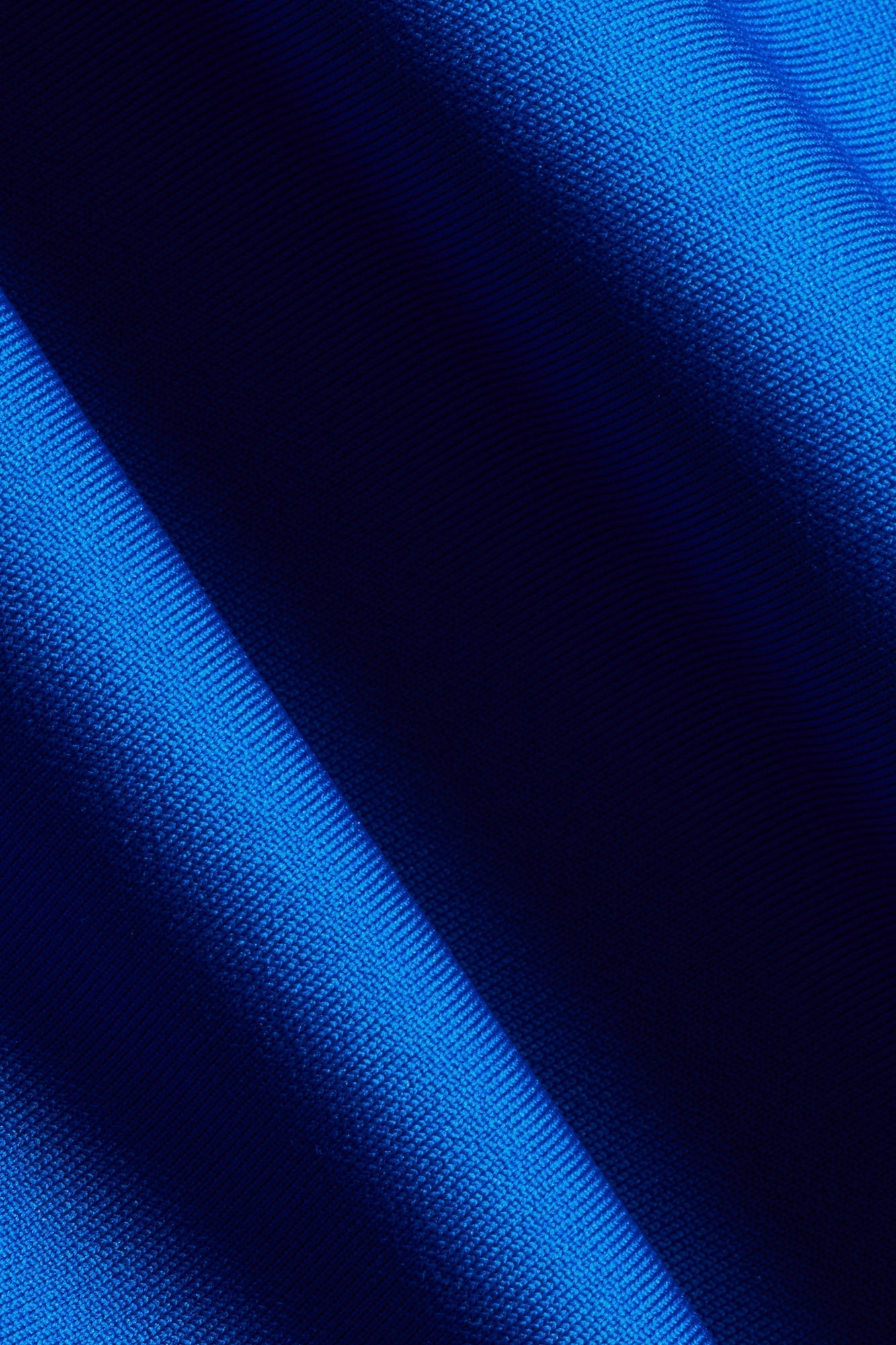 AirSculpt™ 3″ Mesh Contrast Sports Biker Short - CobaltBlue