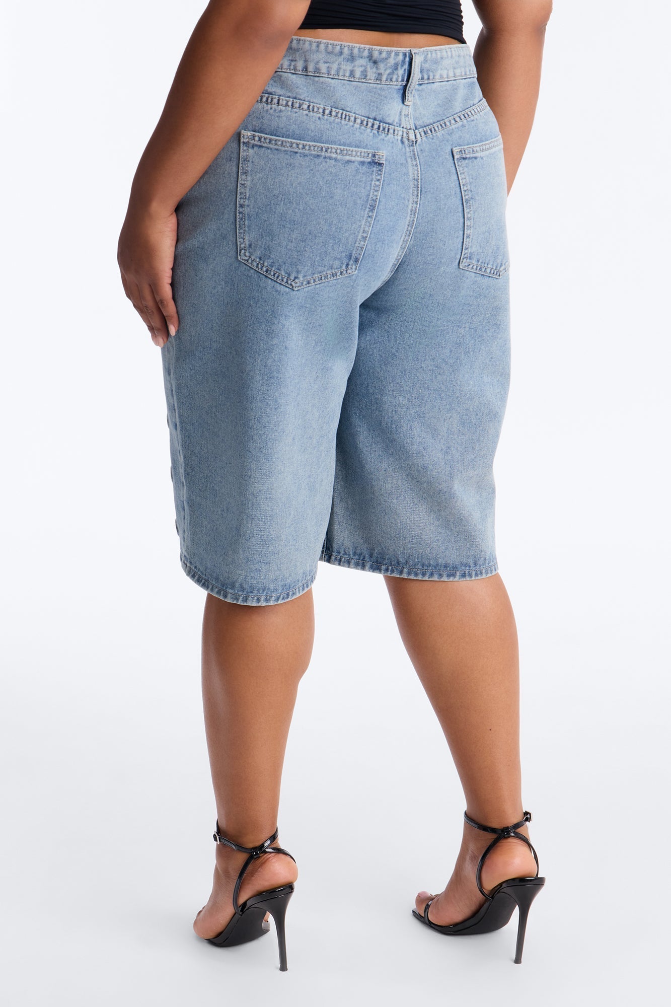 Throwing You Off Grommet Denim Jorts - Medium Wash
