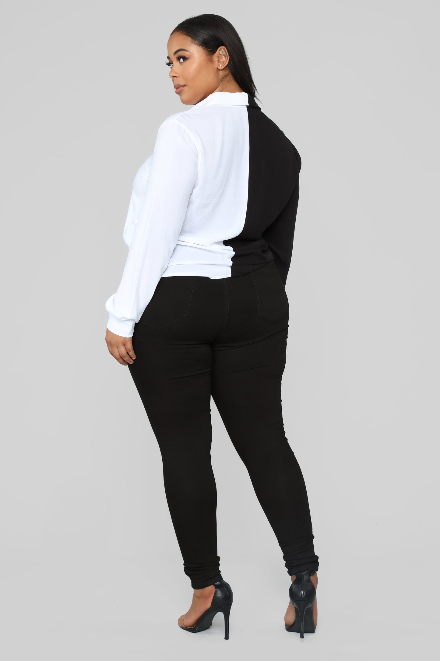 Didn't Cha Know Shirt - Black/White
