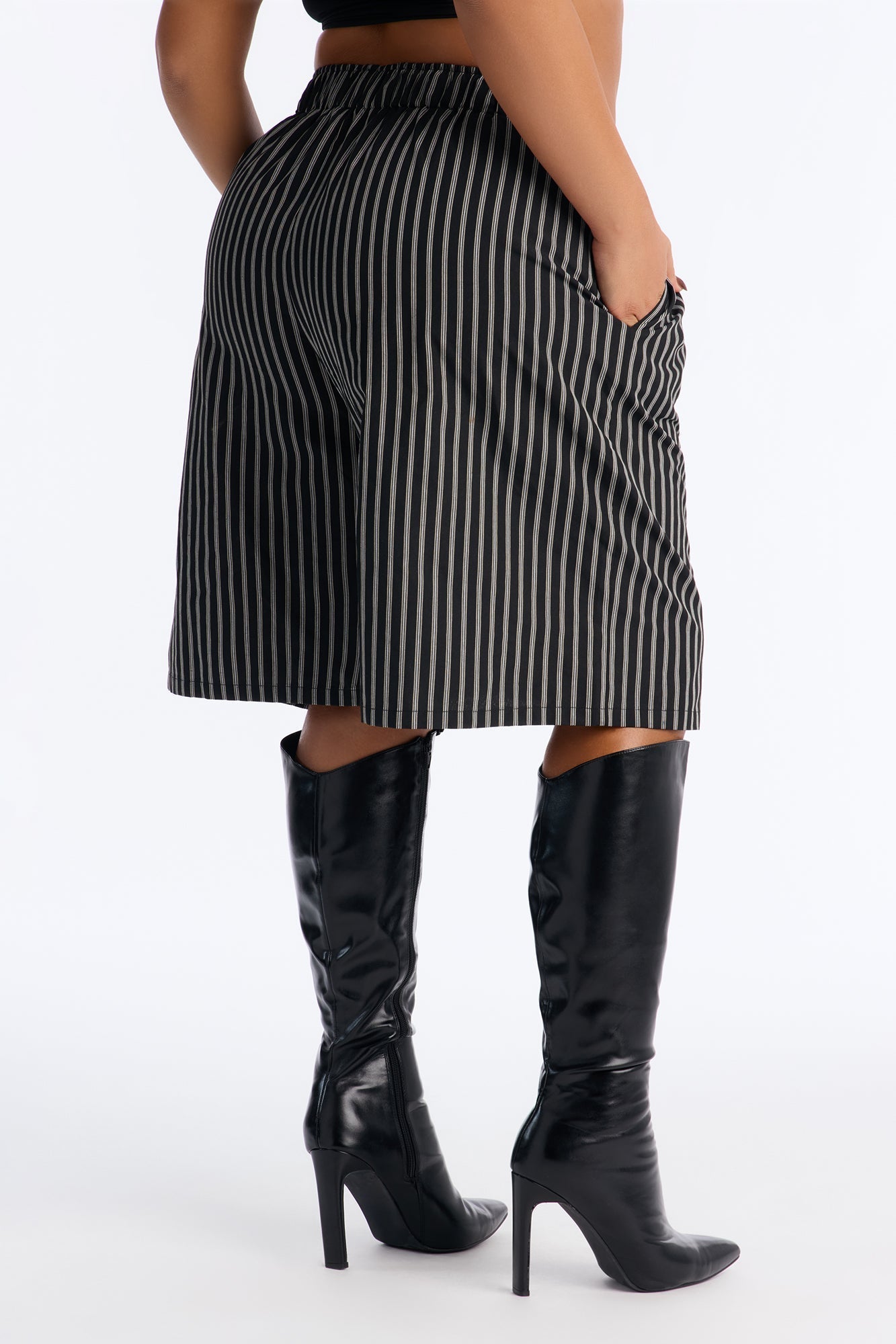 Aurora Striped Boxer Short - Black/White