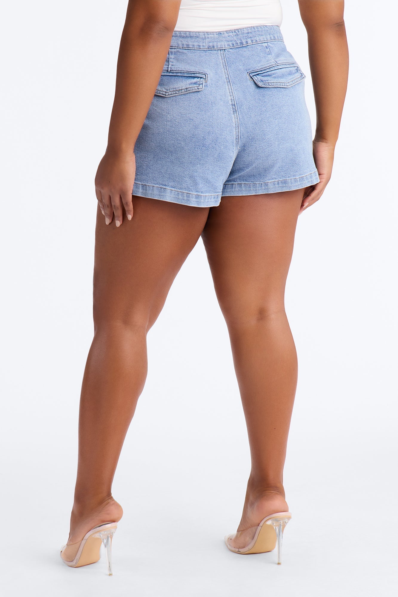 Key Biscayne Cargo Stretch Denim Shorts - Light Wash