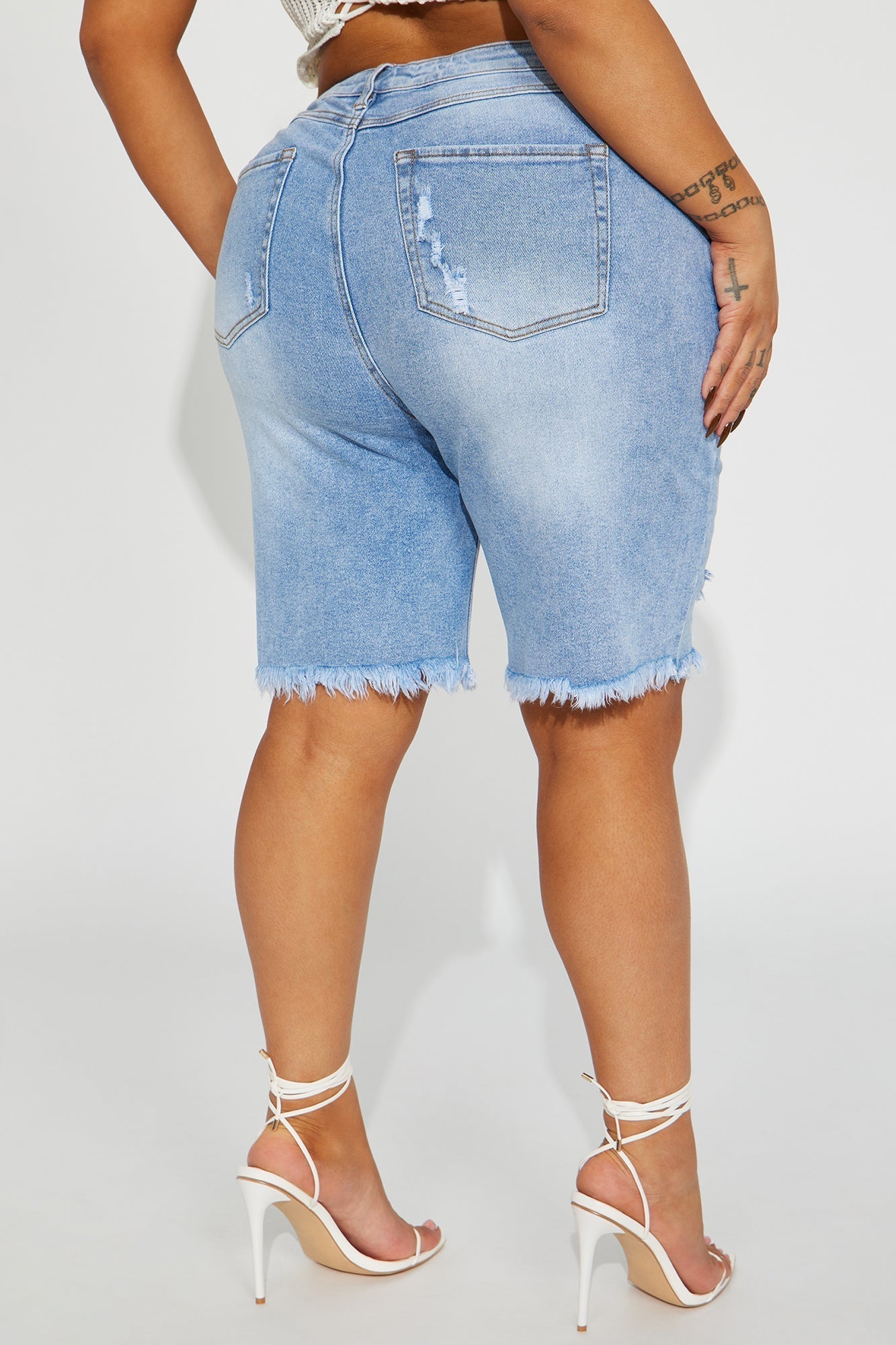 Came To Win Stretch Denim Bermuda Shorts - Medium Wash