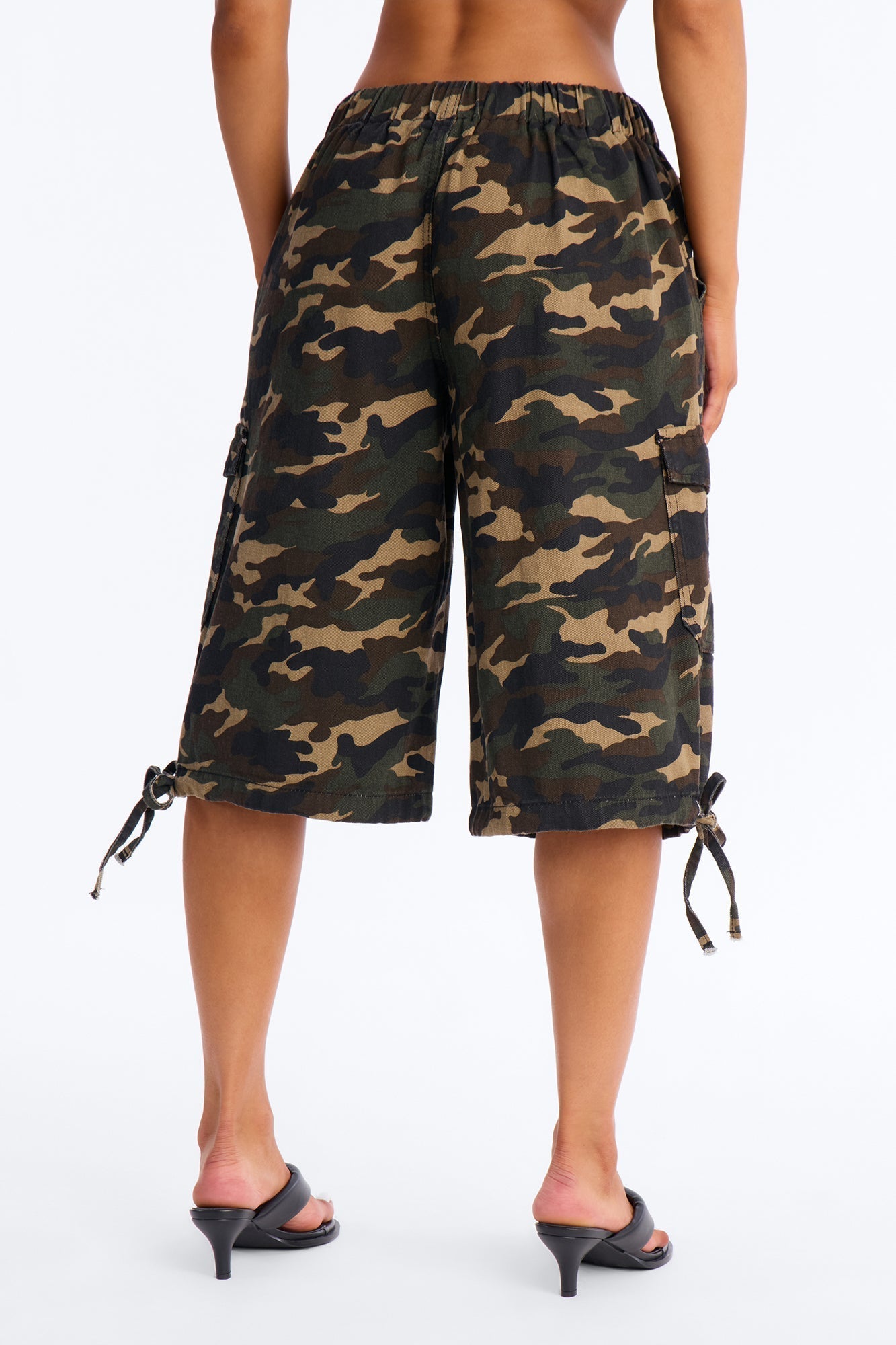 Hidden Agenda Camouflage Bermuda Short 14″ - Camouflage