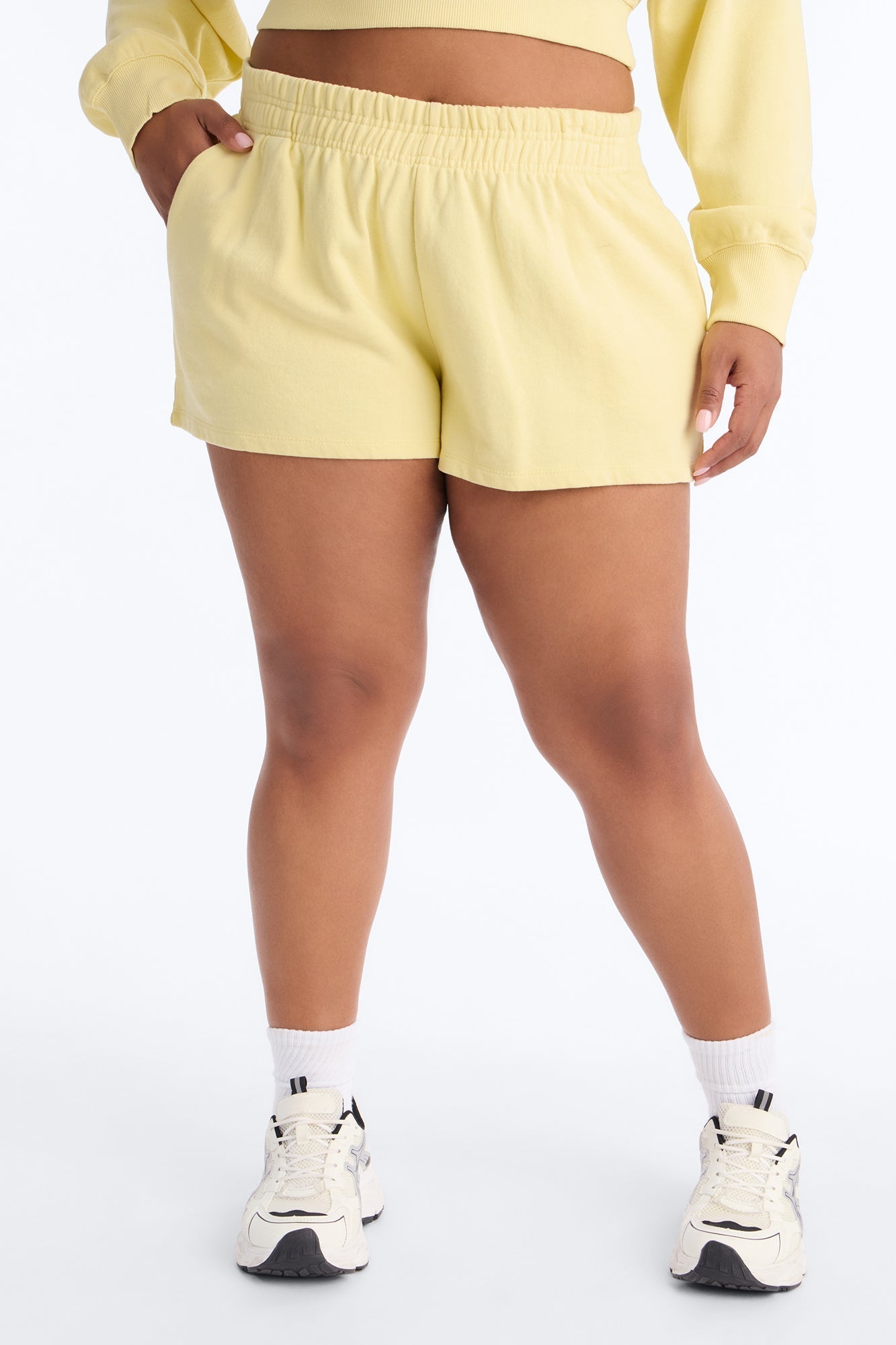 Angelina Sweatshorts - Yellow