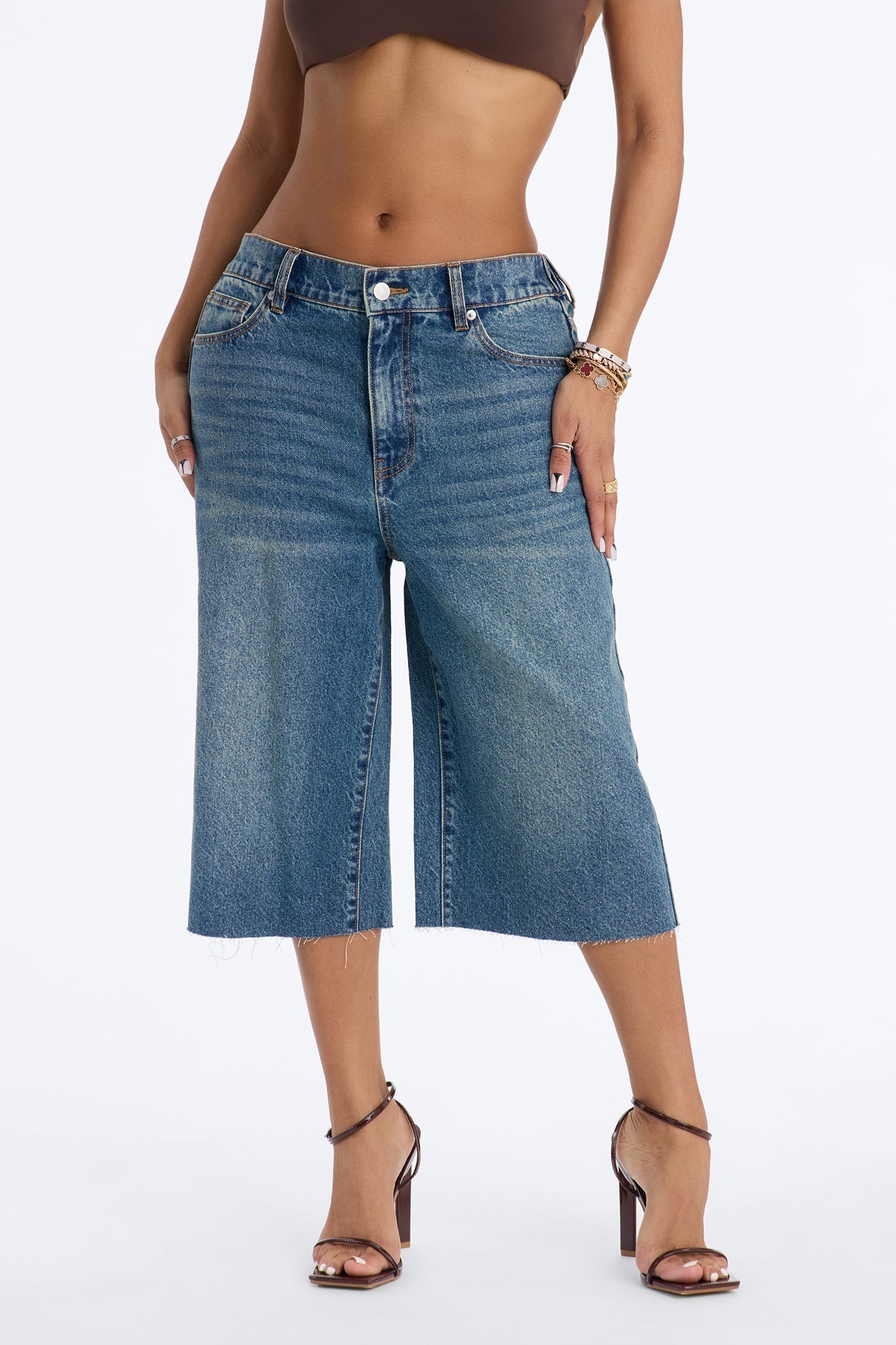 Fitting In Easy Waist Basic Denim Jorts - Vintage Wash