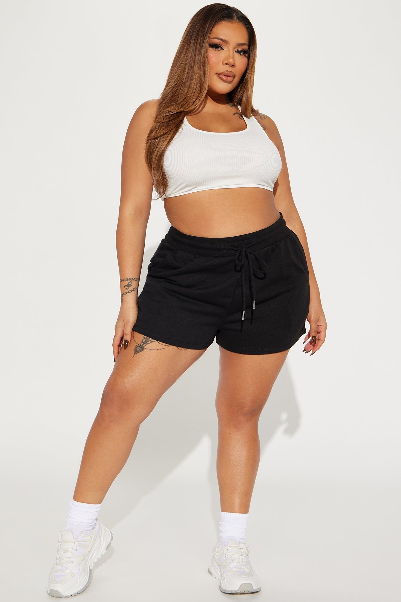 Chilling Out Short - Black