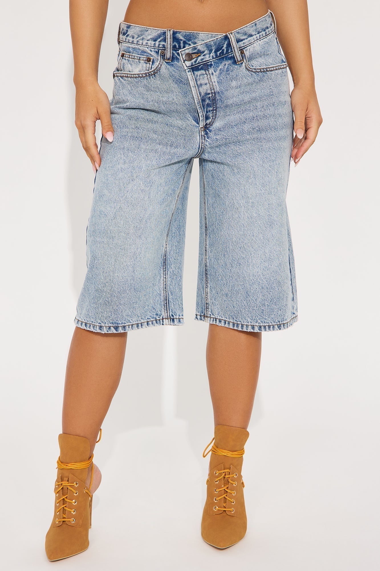 Take Whats Mine Crossover Denim Jorts - Light Wash