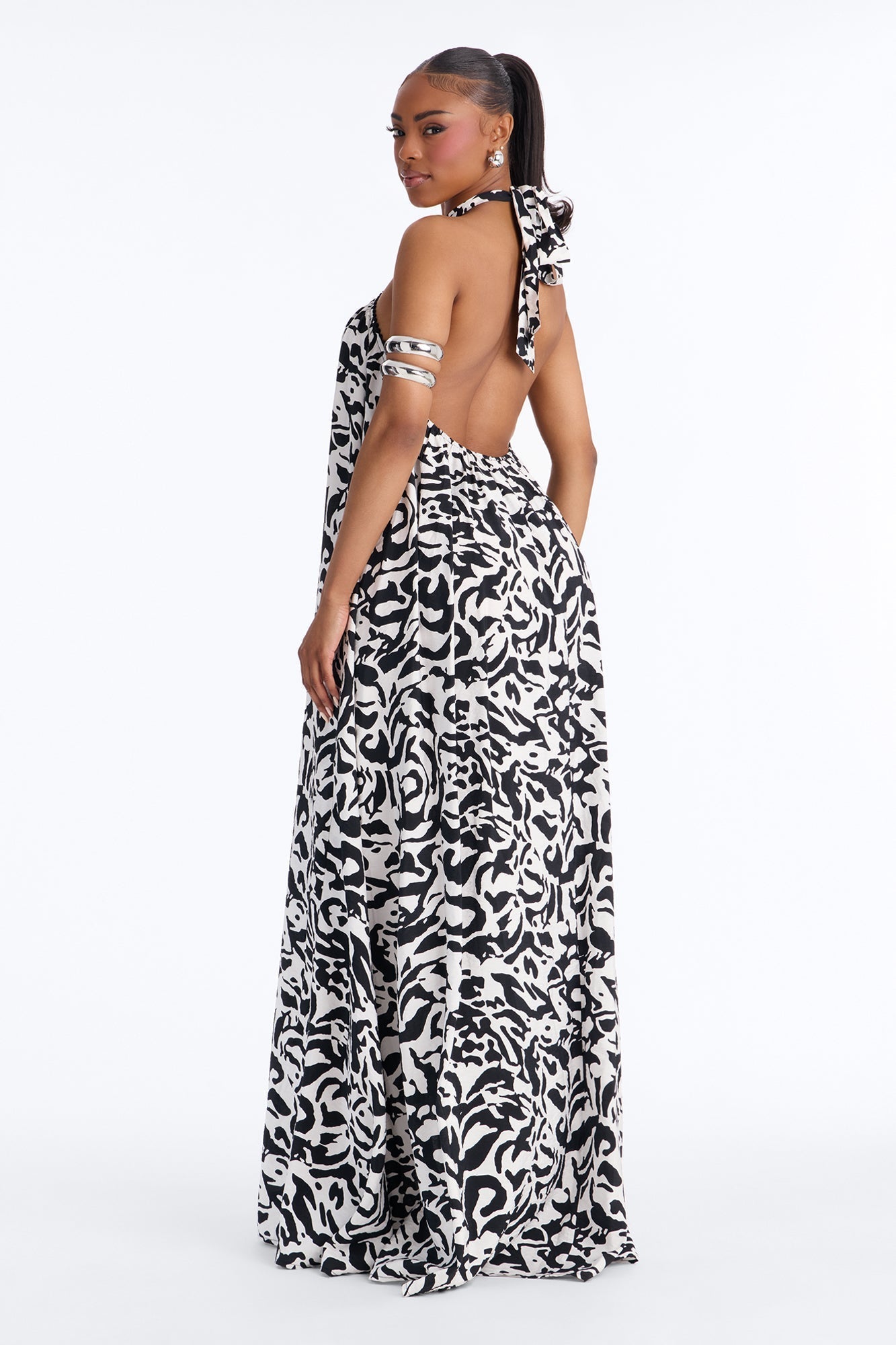 Gracelyn Halter Backless Maxi Dress - Black/White