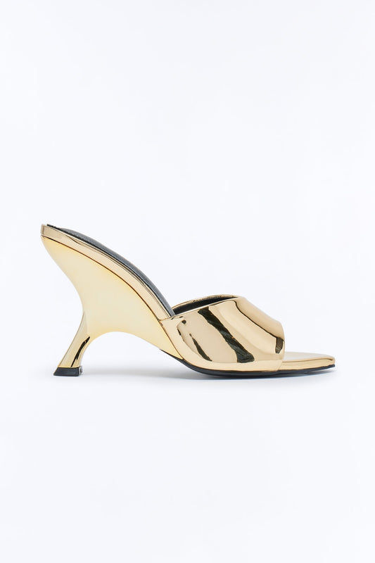 Avie Metallic Wedges - Gold