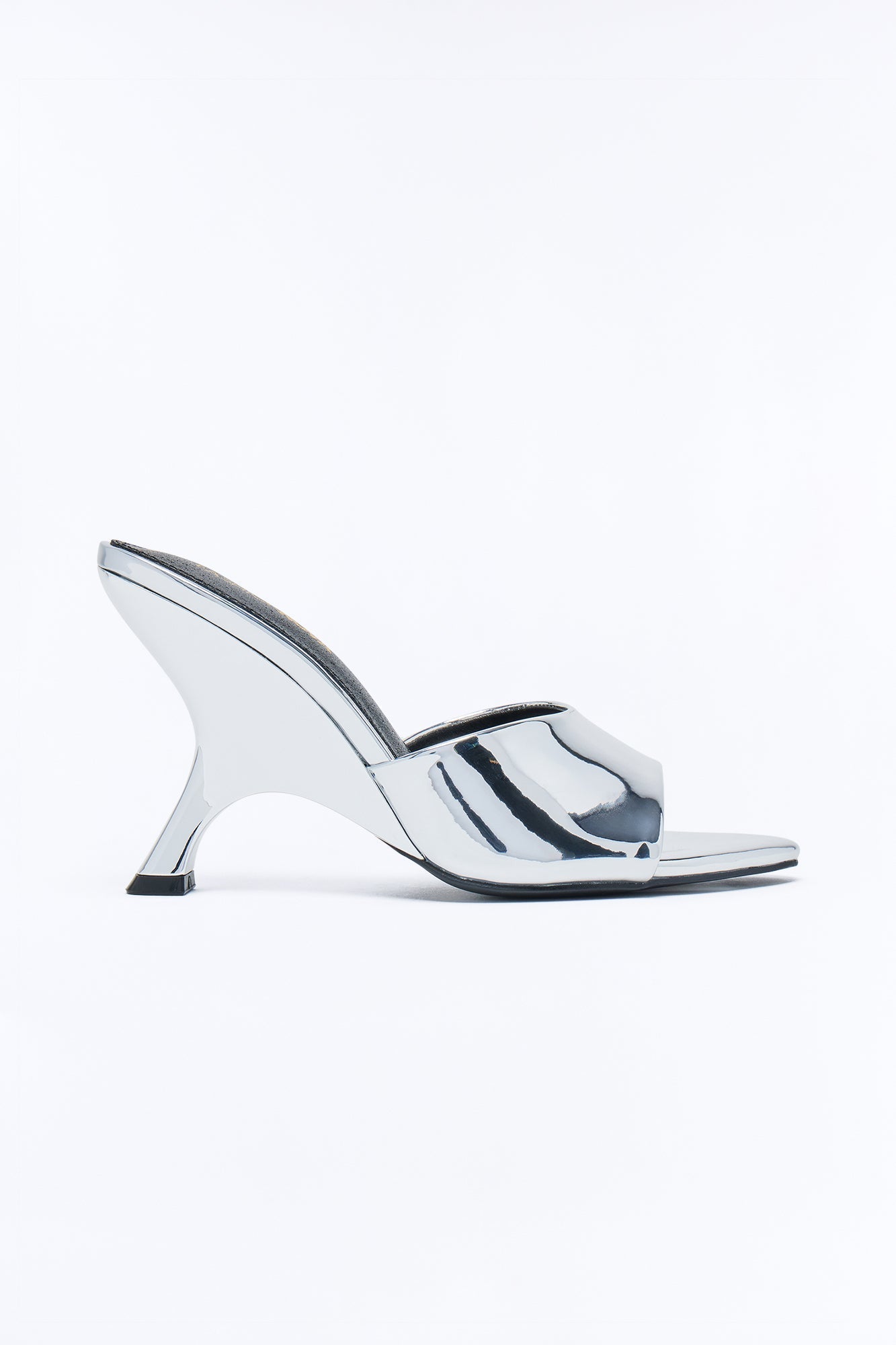 Avie Metallic Wedges - Silver