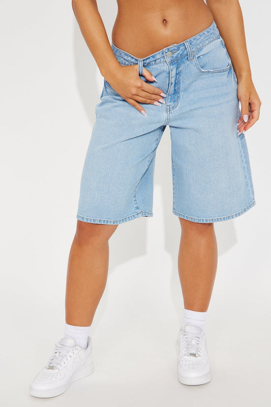 Caddie Basic Denim Jorts - Light Wash