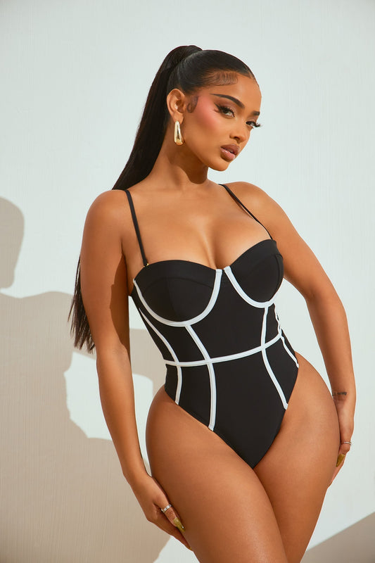 Classic Touch Underwire 1 Piece Swimsuit - Black/White