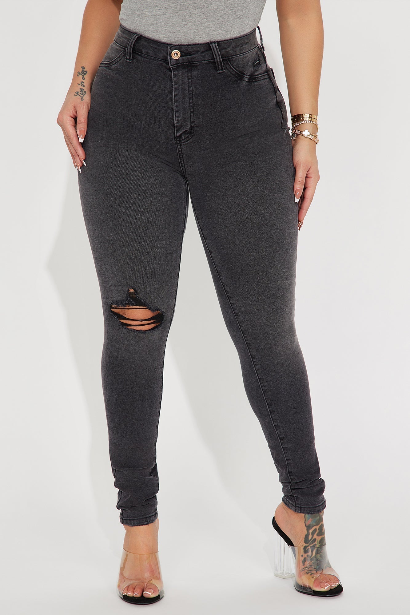 Stretch Curvy Ripped Skinny Jean - Black