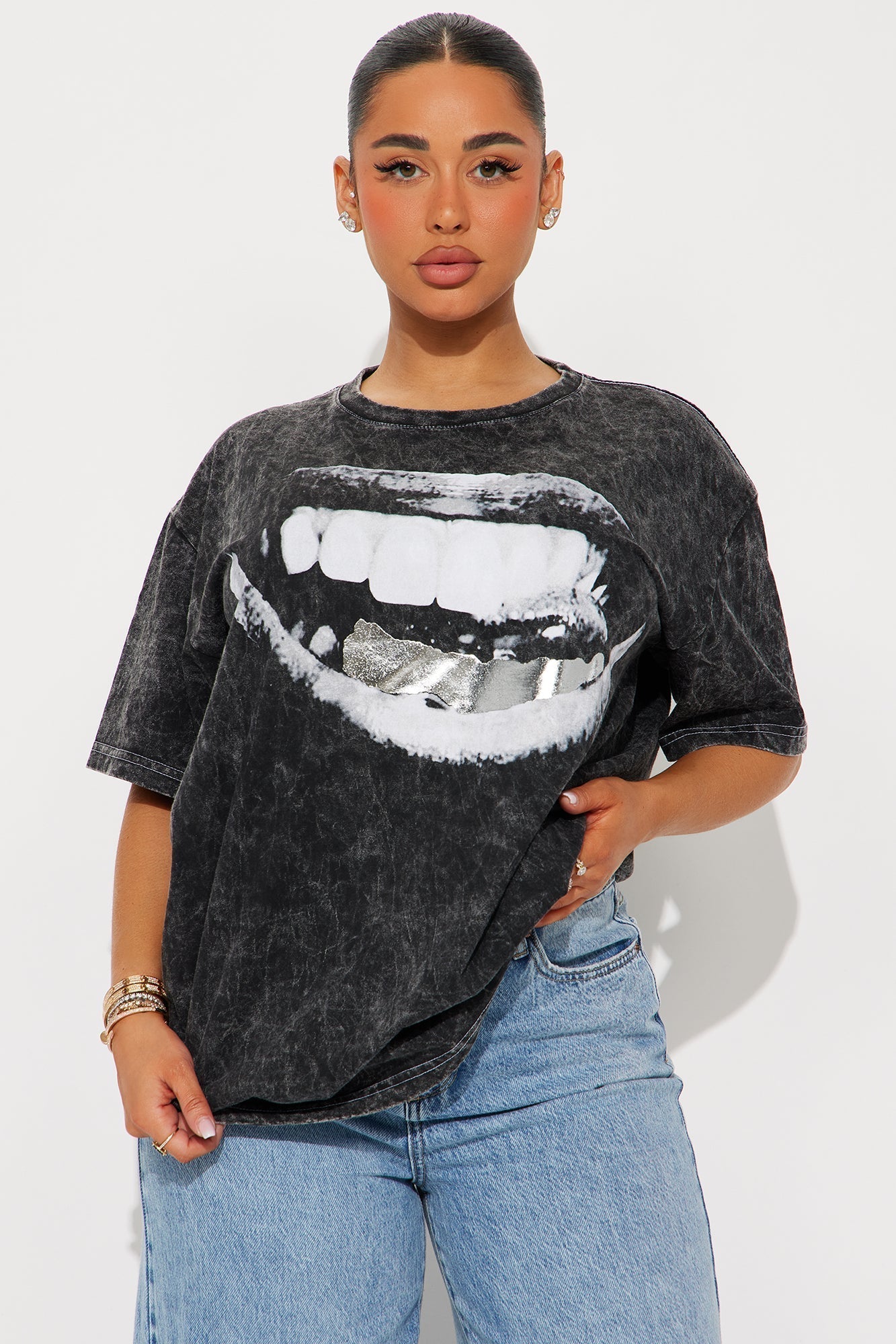 Stop & Stare Grillz Washed Oversized Tee - Black