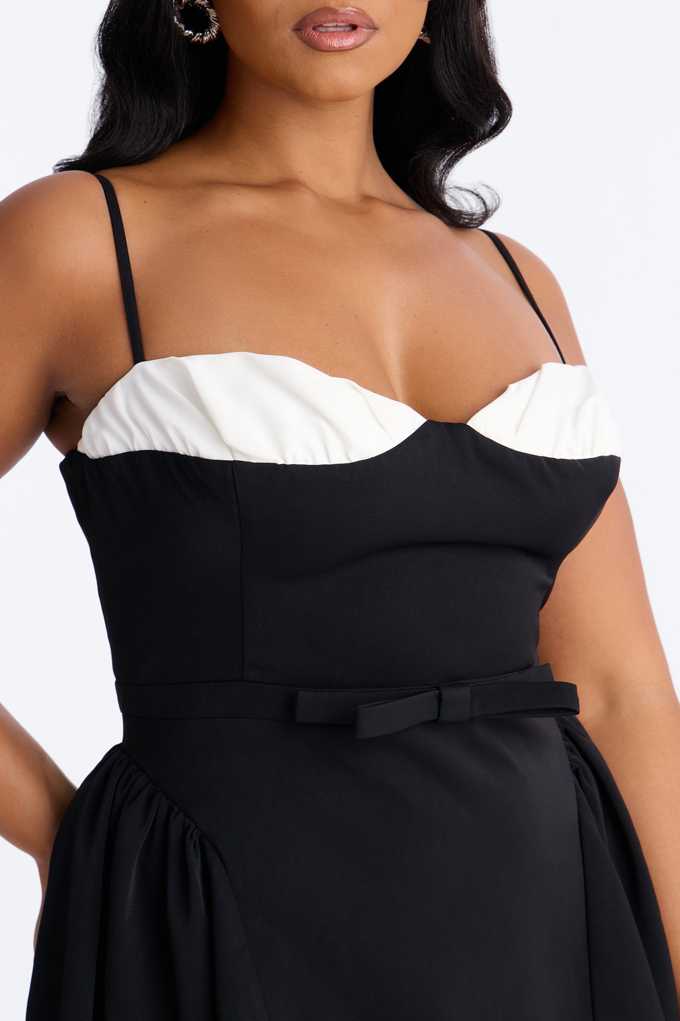 Sheri Crepe Fit And Flare Mini Dress - Black/White