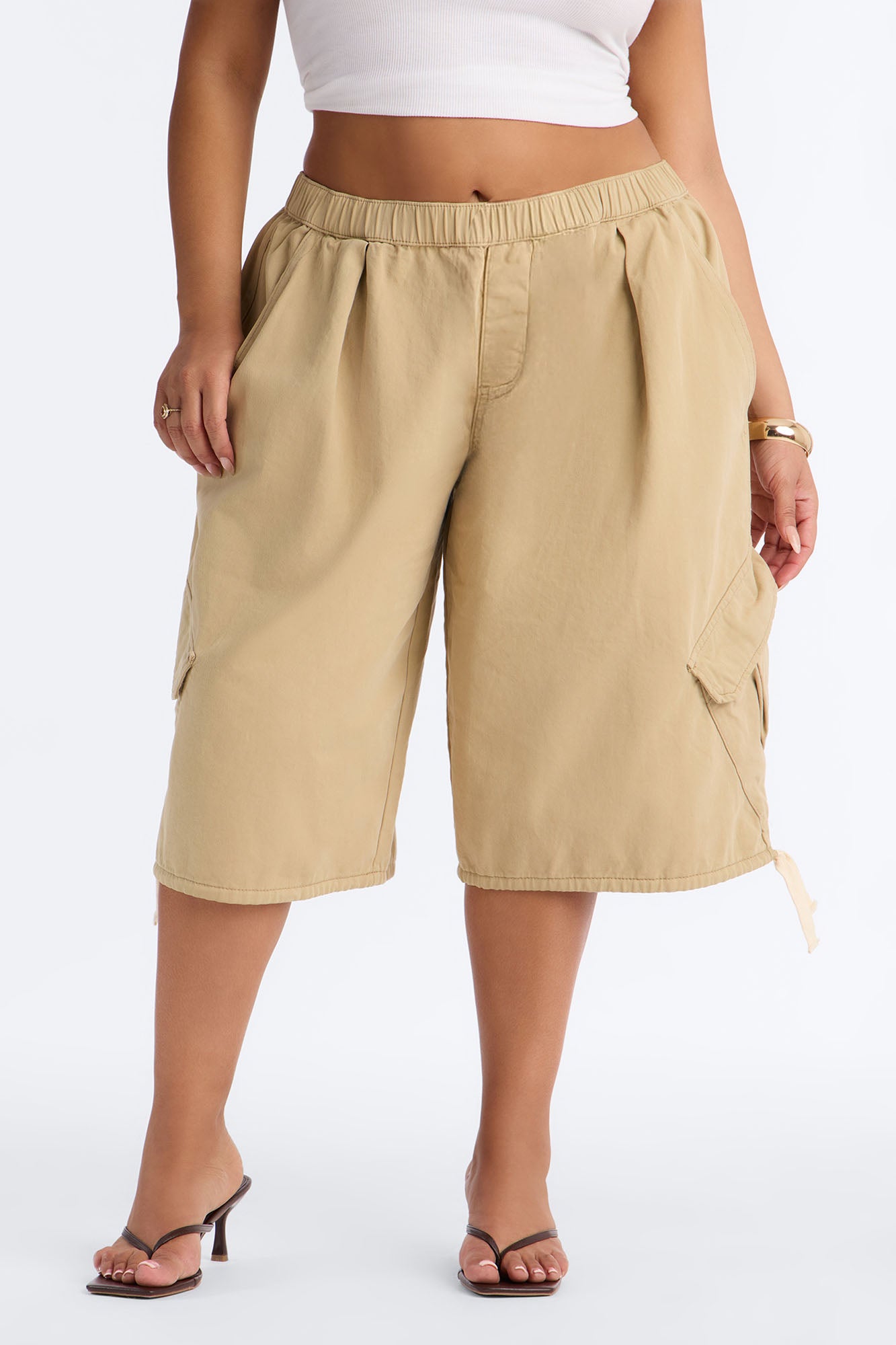 Carter Twill Cargo Bubble Hem Bermuda Short - Khaki