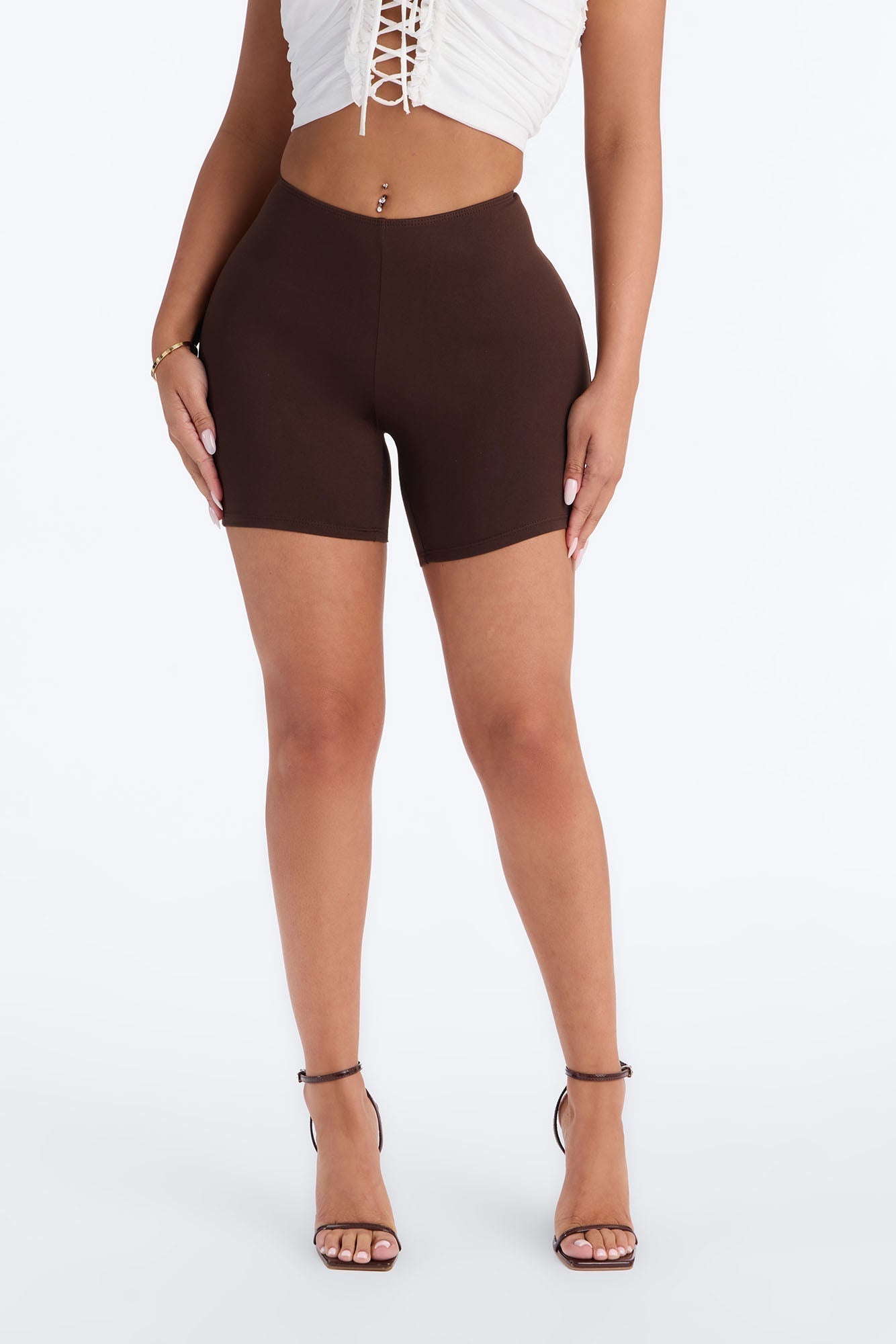 Feeling Cheeky Mid Rise Ruched Butt Biker Short 6″ - Chocolate