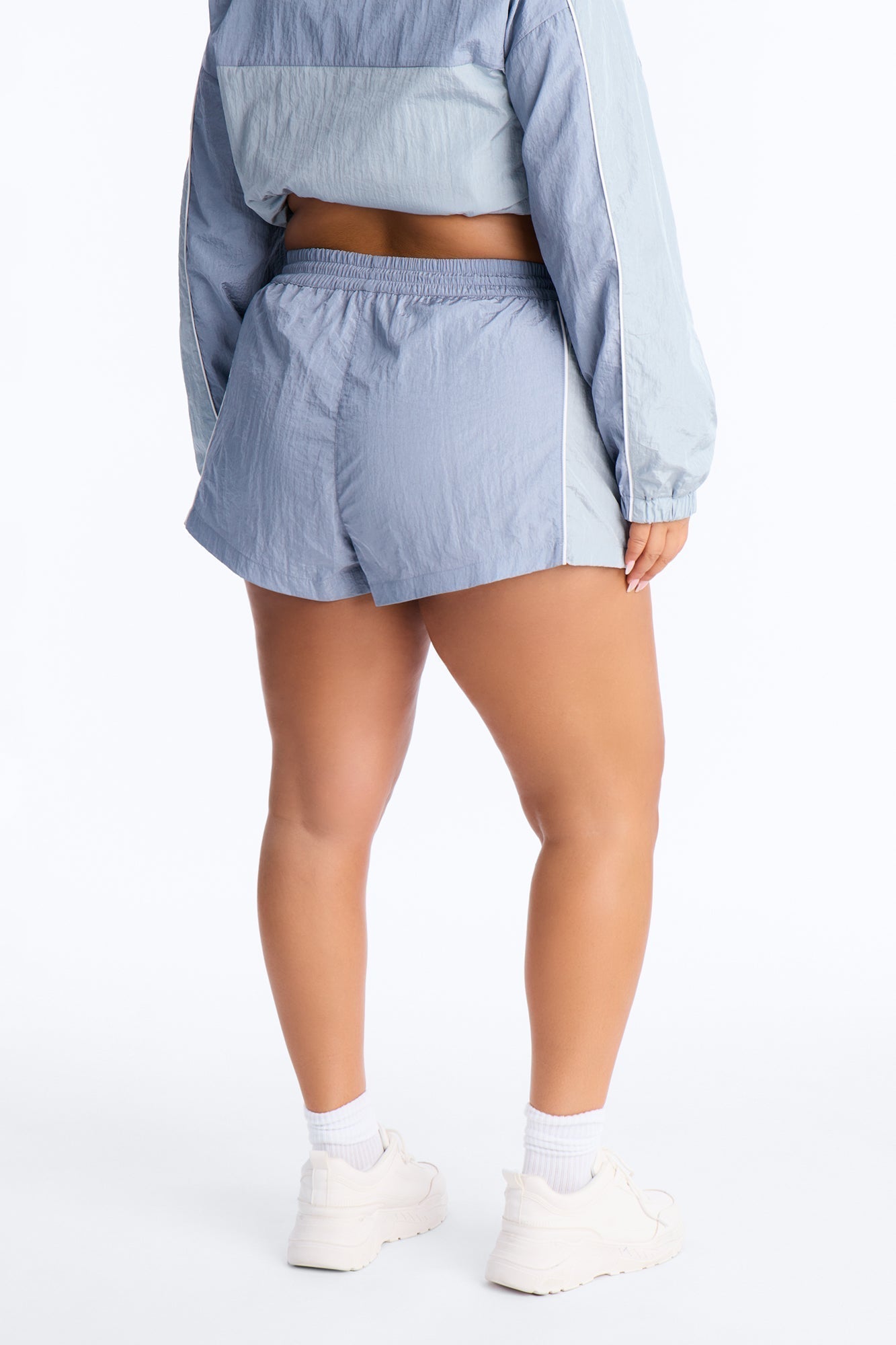 End Game Windbreaker Mid Rise Short 1.5″ - Blue/combo