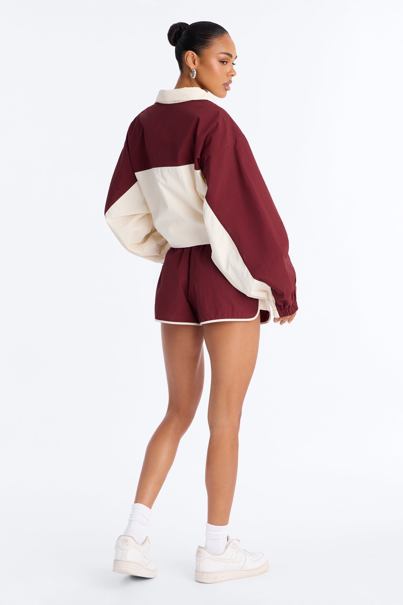 Extra Mile Color Block Windbreaker Short - Burgundy