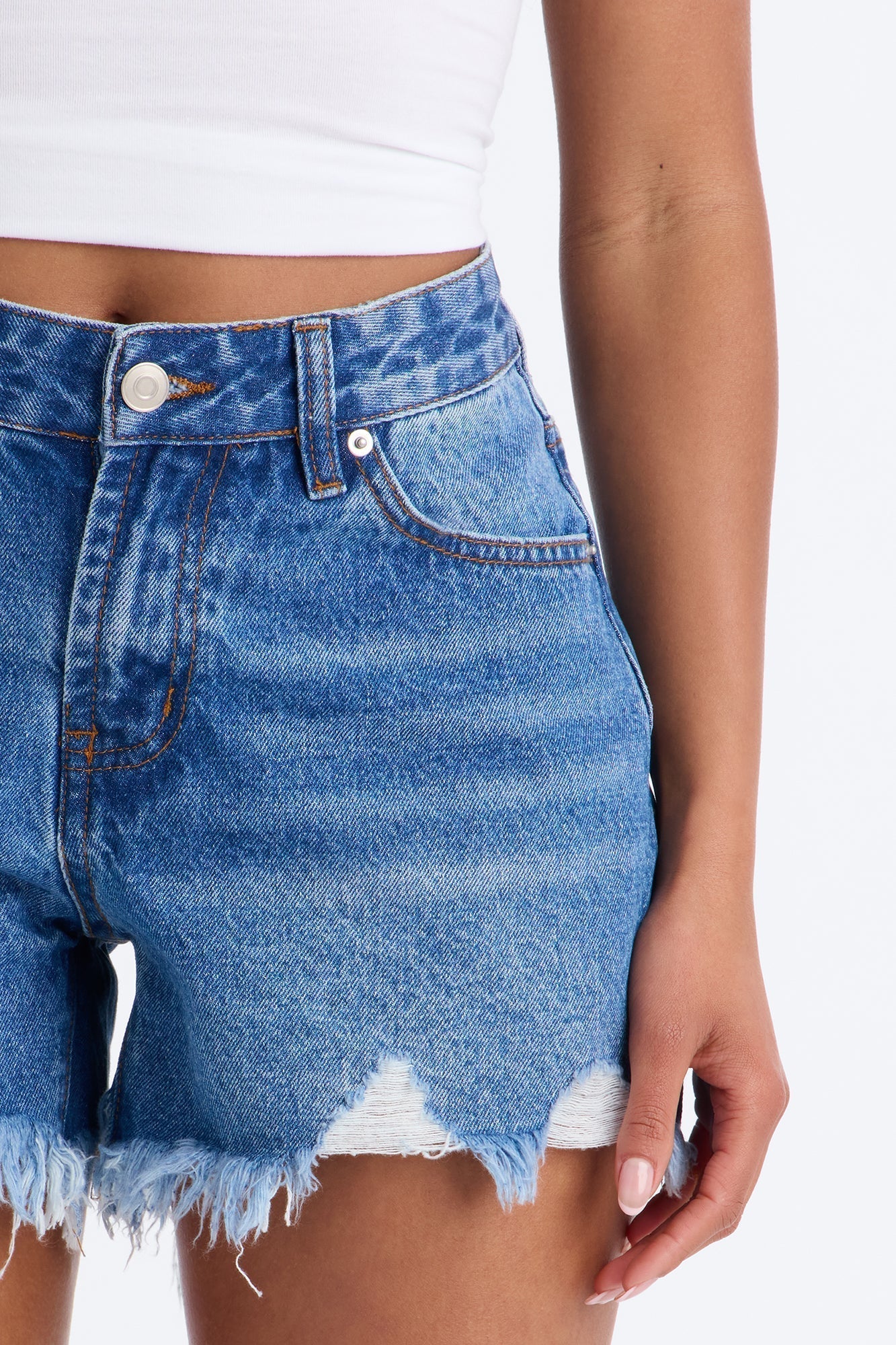 A La Playa Fray Hem Denim Shorts - Medium Wash