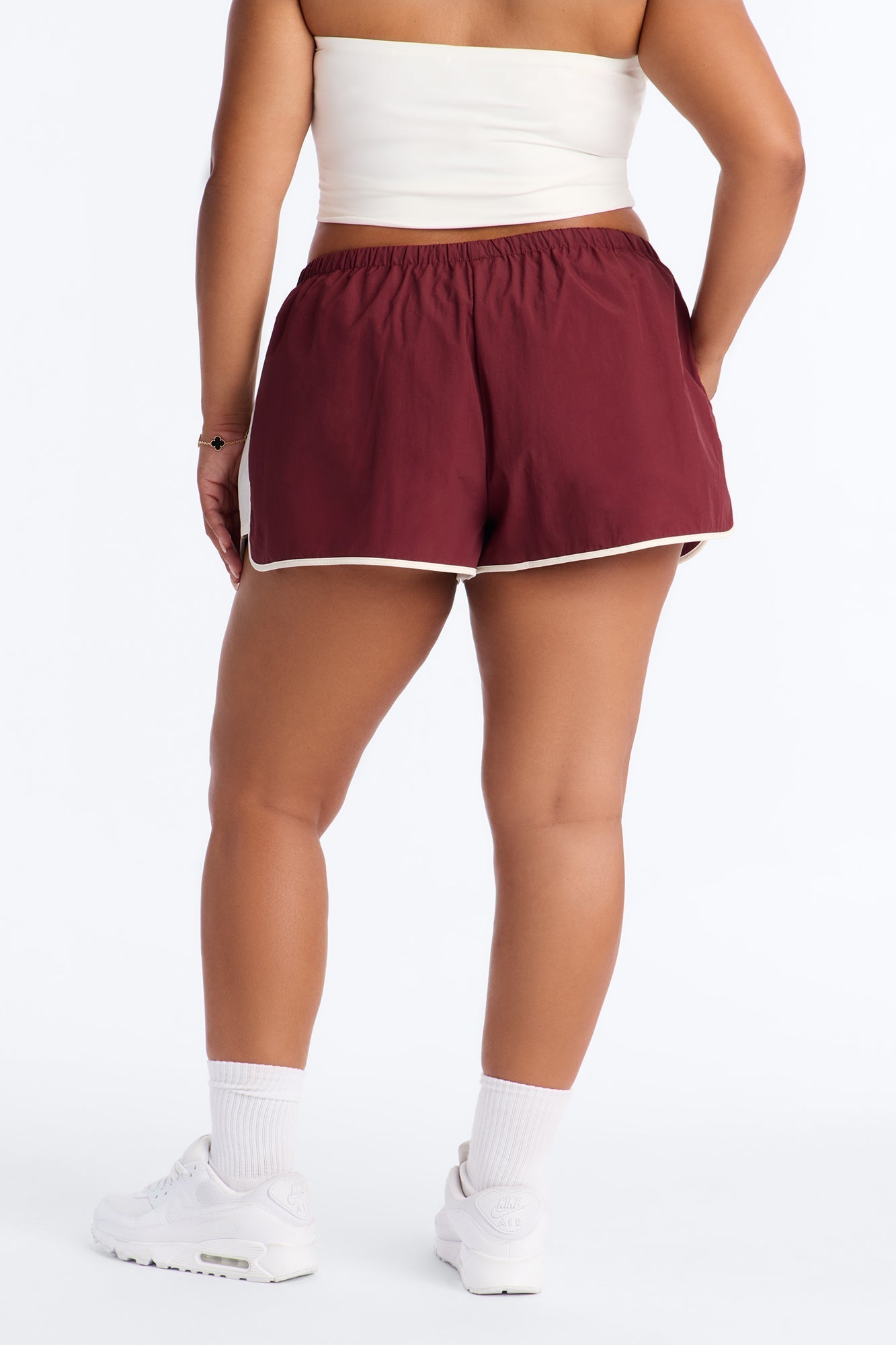 Extra Mile Color Block Windbreaker Short - Burgundy