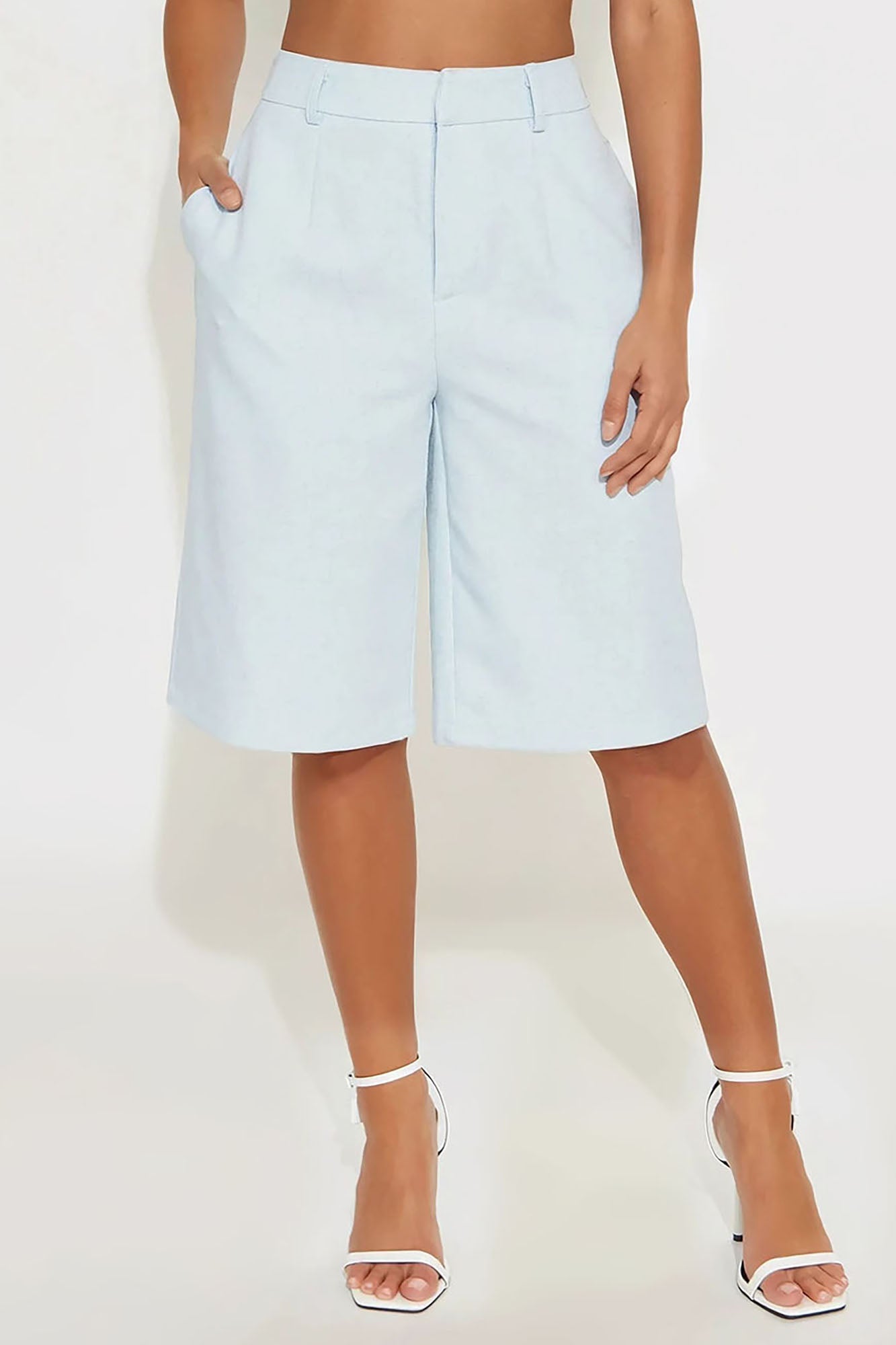 Paloma Linen Bermuda Short - Light Blue