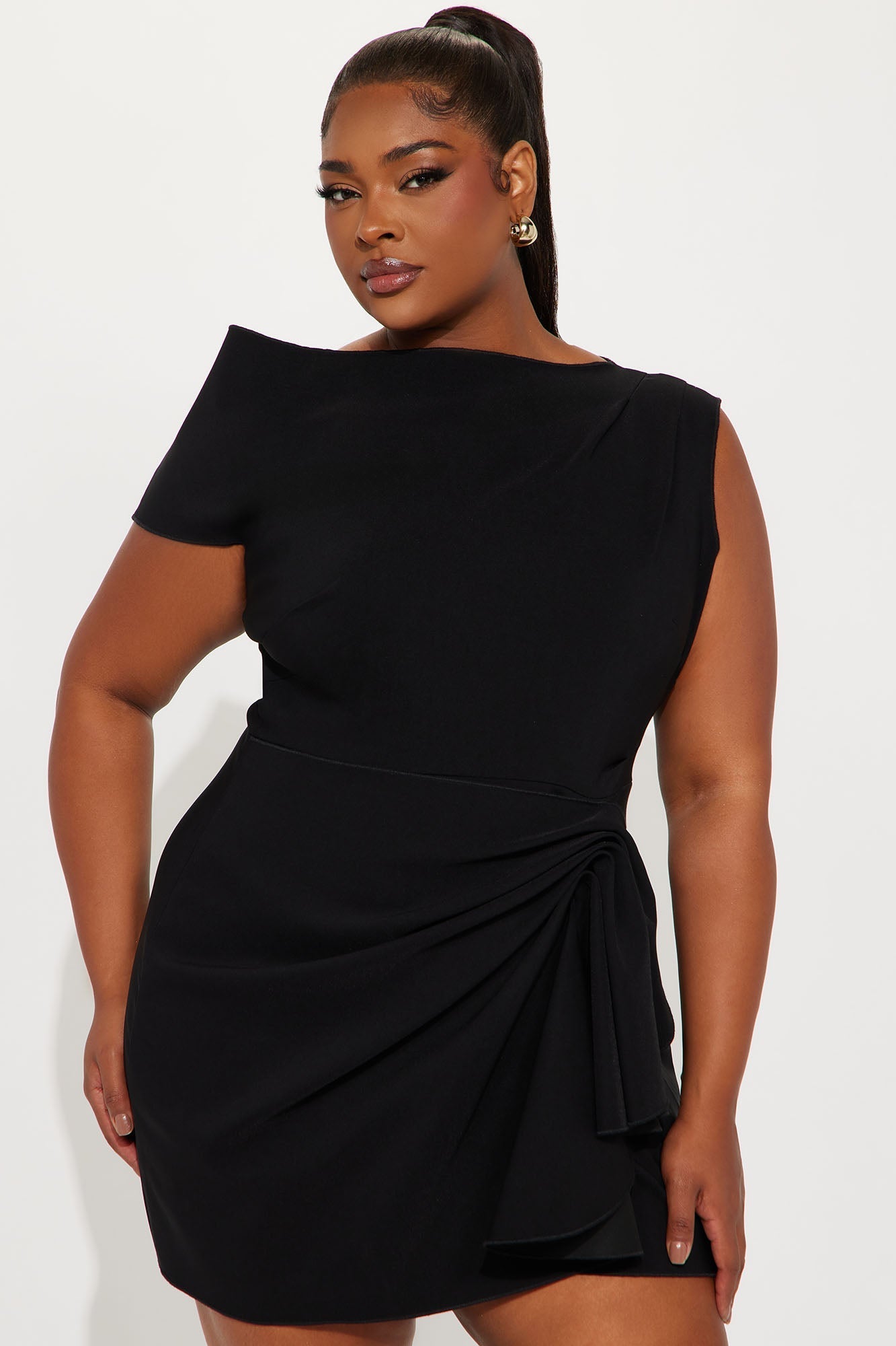 Feel The Vibe Ruched Mini Dress - Black