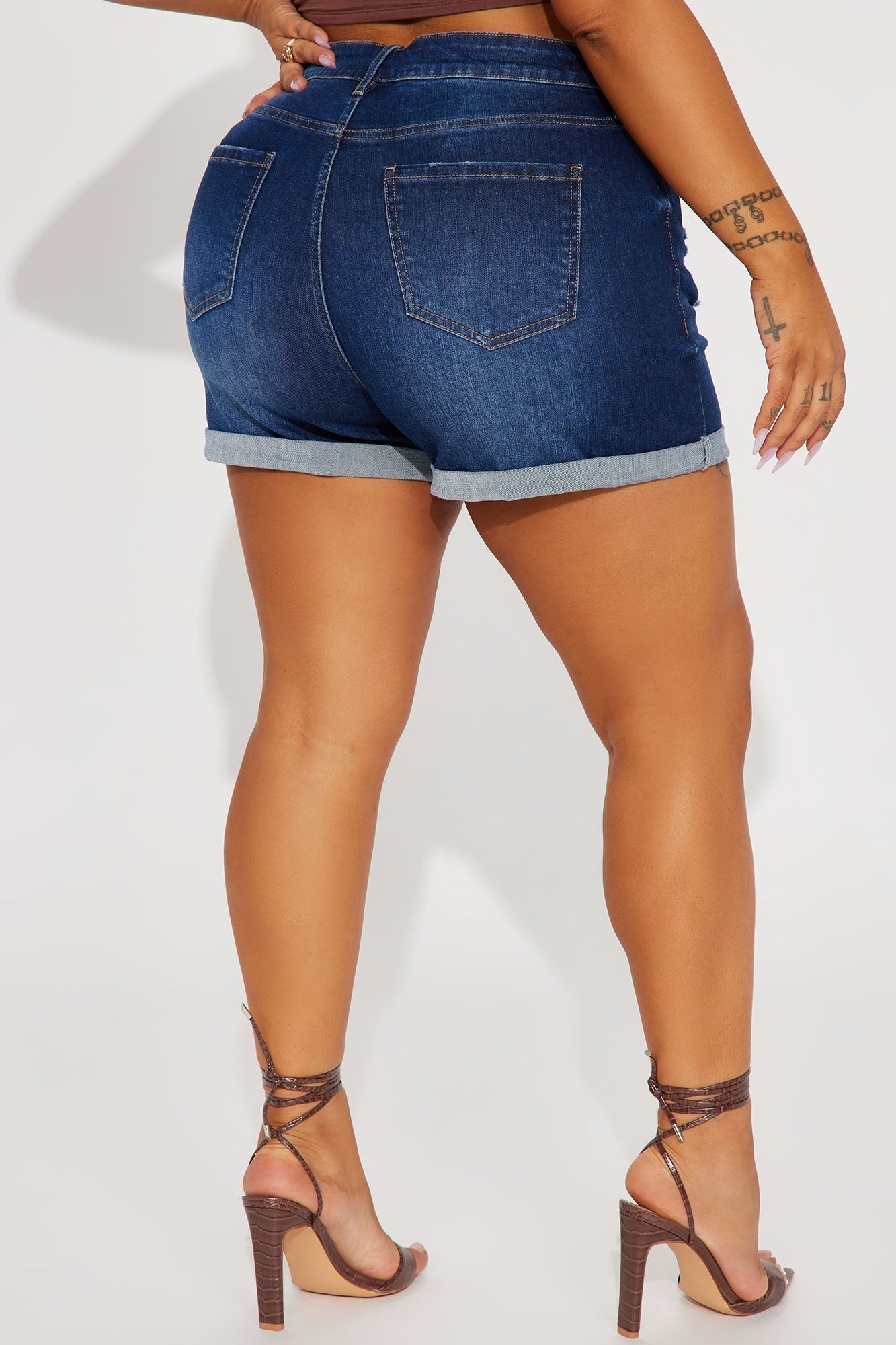90s Mom Stretch Ripped Denim Shorts - Dark Wash