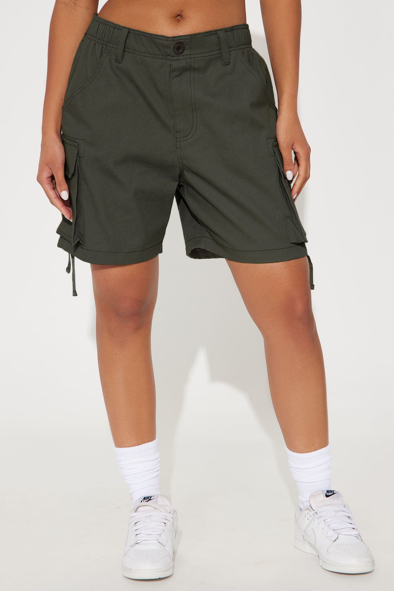 A Classic Favorite Bermuda Short - Grey