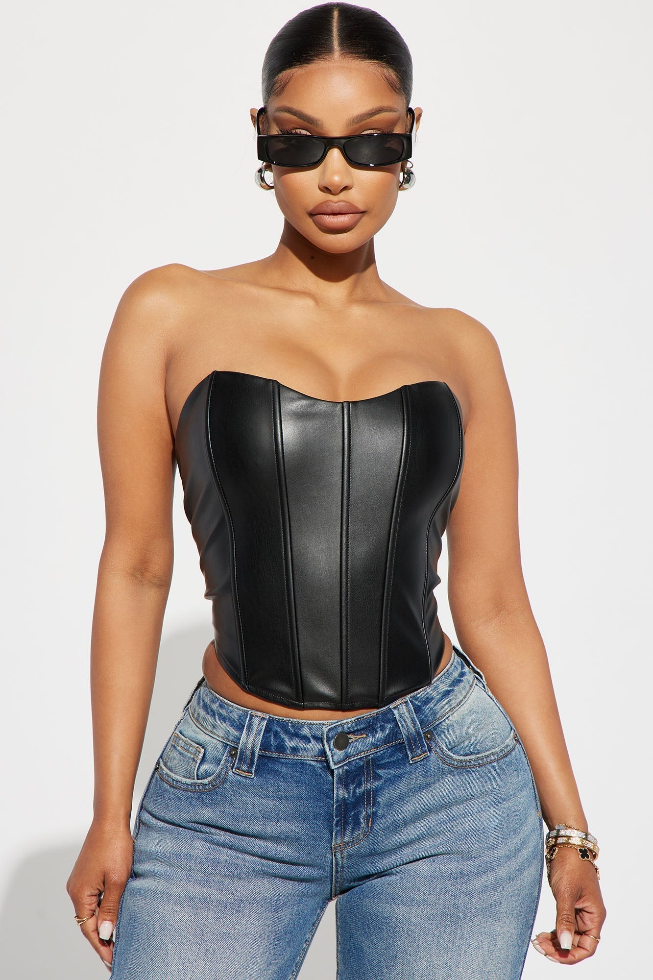Keep On Lookin Corset - Black