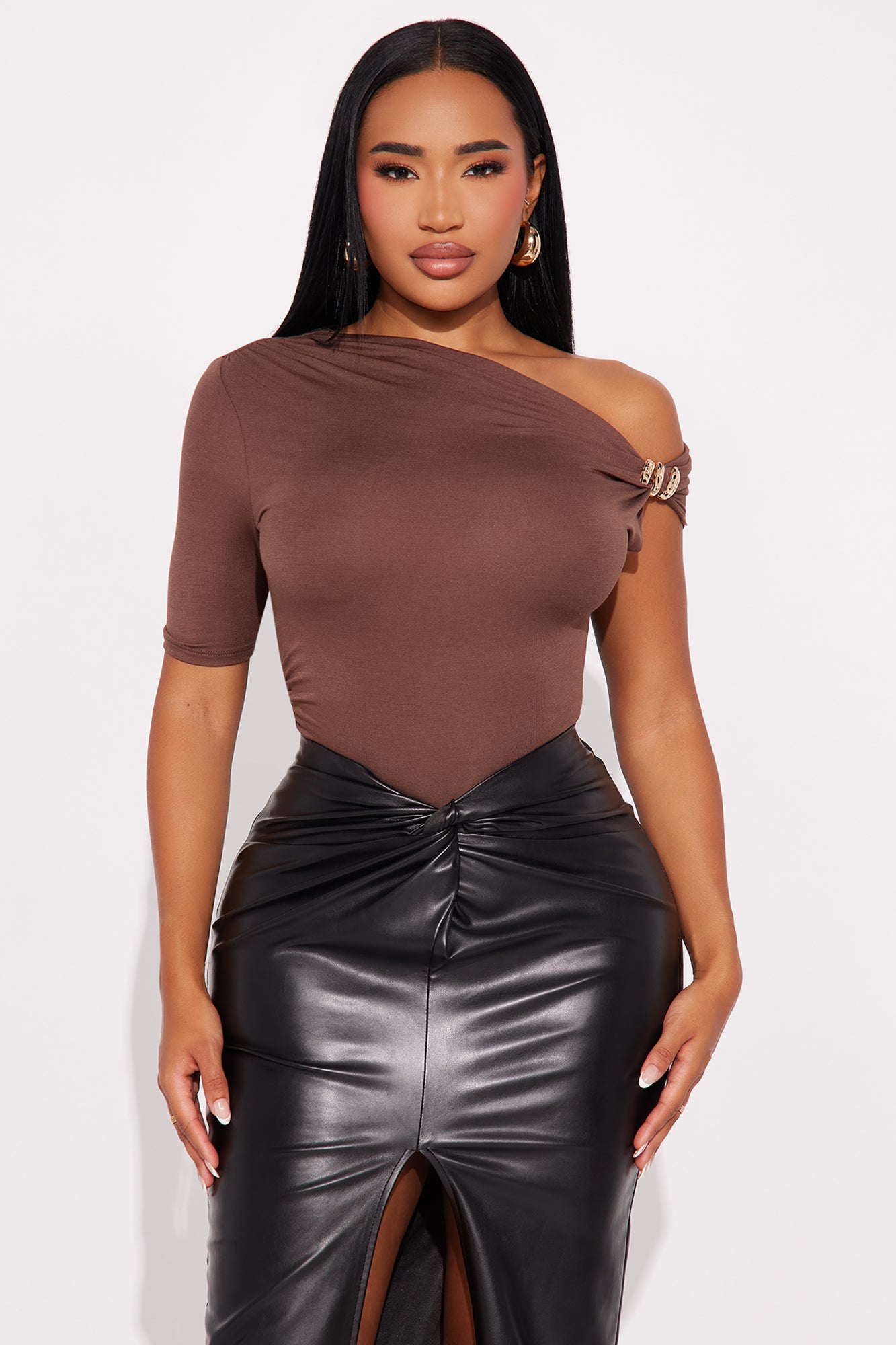 Maris Ruched Off Shoulder Bodysuit - Chocolate
