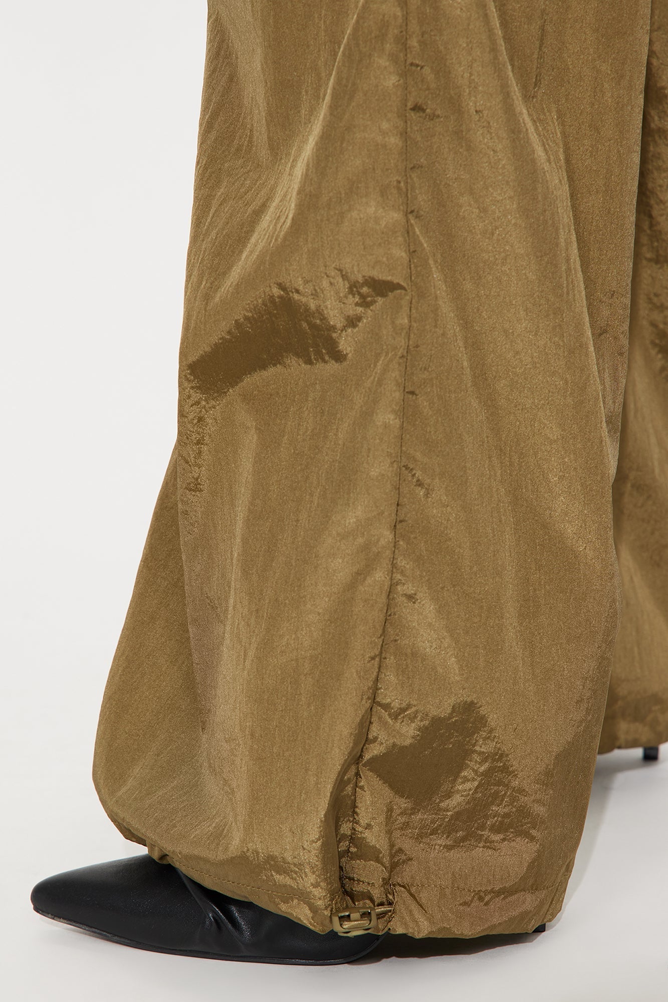 Remi Windbreaker Wide Leg Cargo Jumpsuit - Olive
