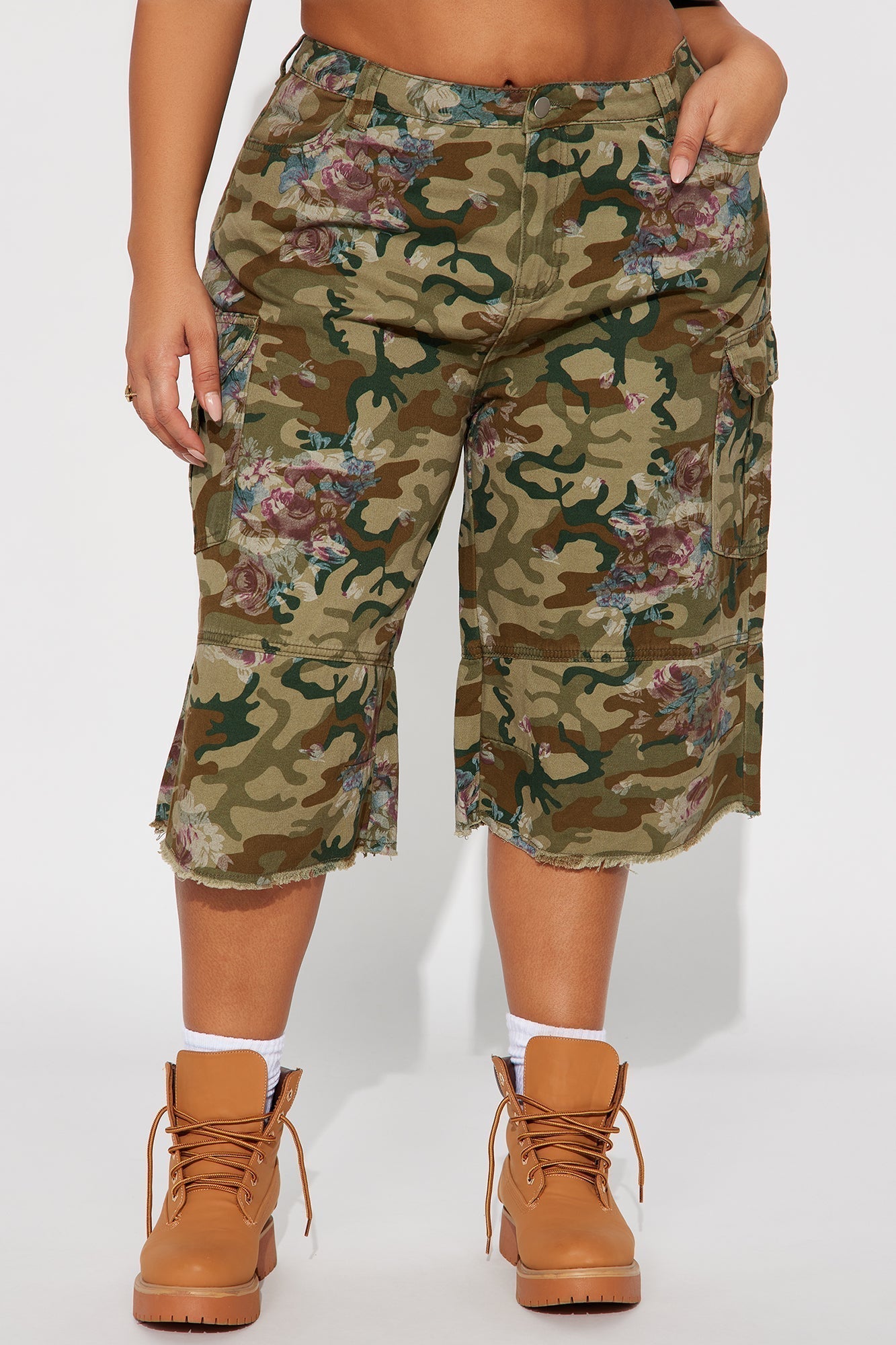 What Do You Know Camo Bermuda Short - Olive/combo