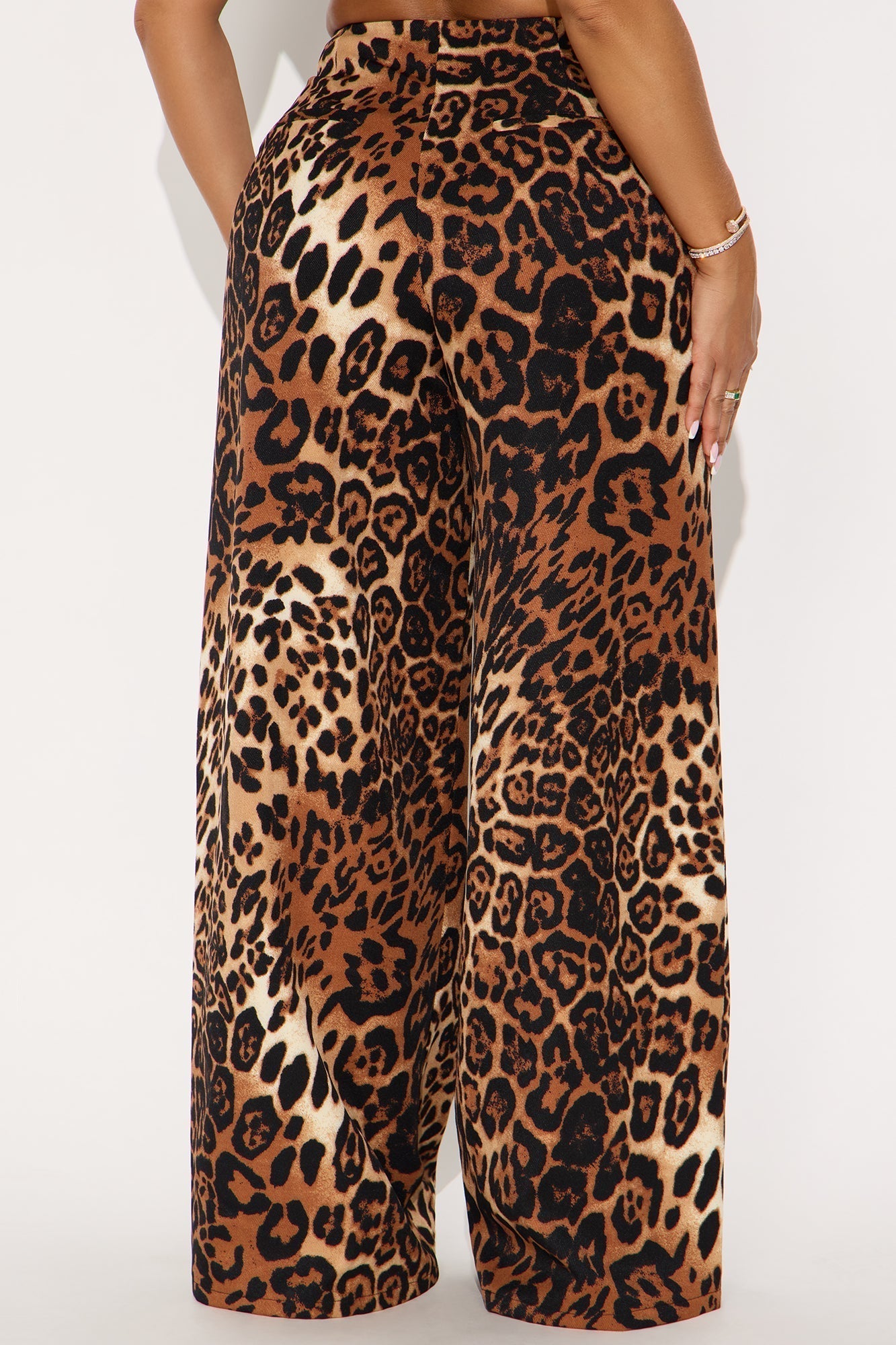 Level You Up Leopard Wide Leg Twill Pant 32″ - Leopard