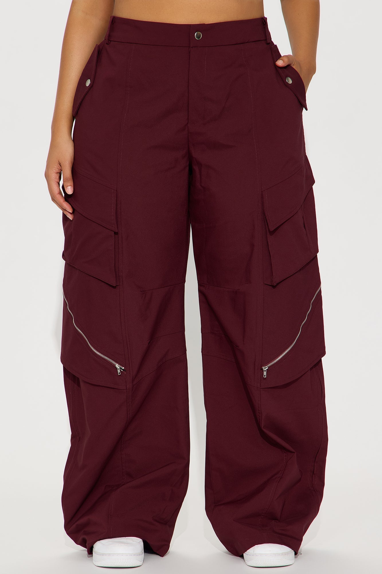 Don't Call Me Windbreaker Wide Leg Cargo Pant 33 - Plum