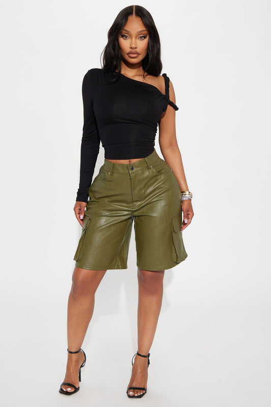 Don't Trust Me Faux Leather Cargo Short - Olive
