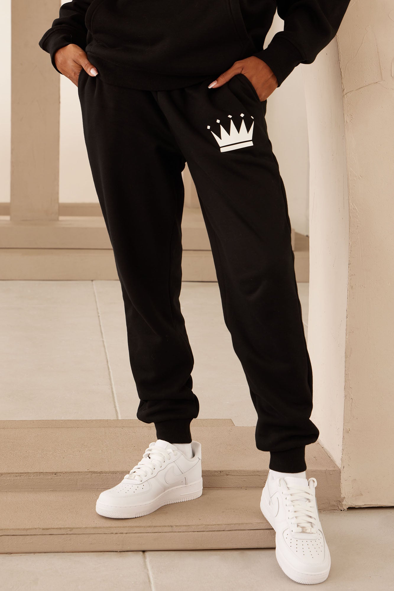 Family Goals Women's Queen Jogger - Black