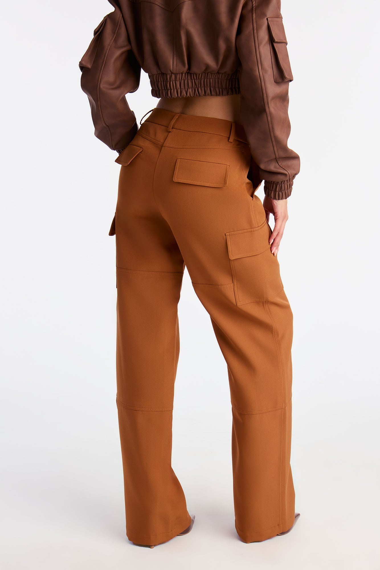 No Chill Wide Leg Cargo Pant 32″ - Cognac