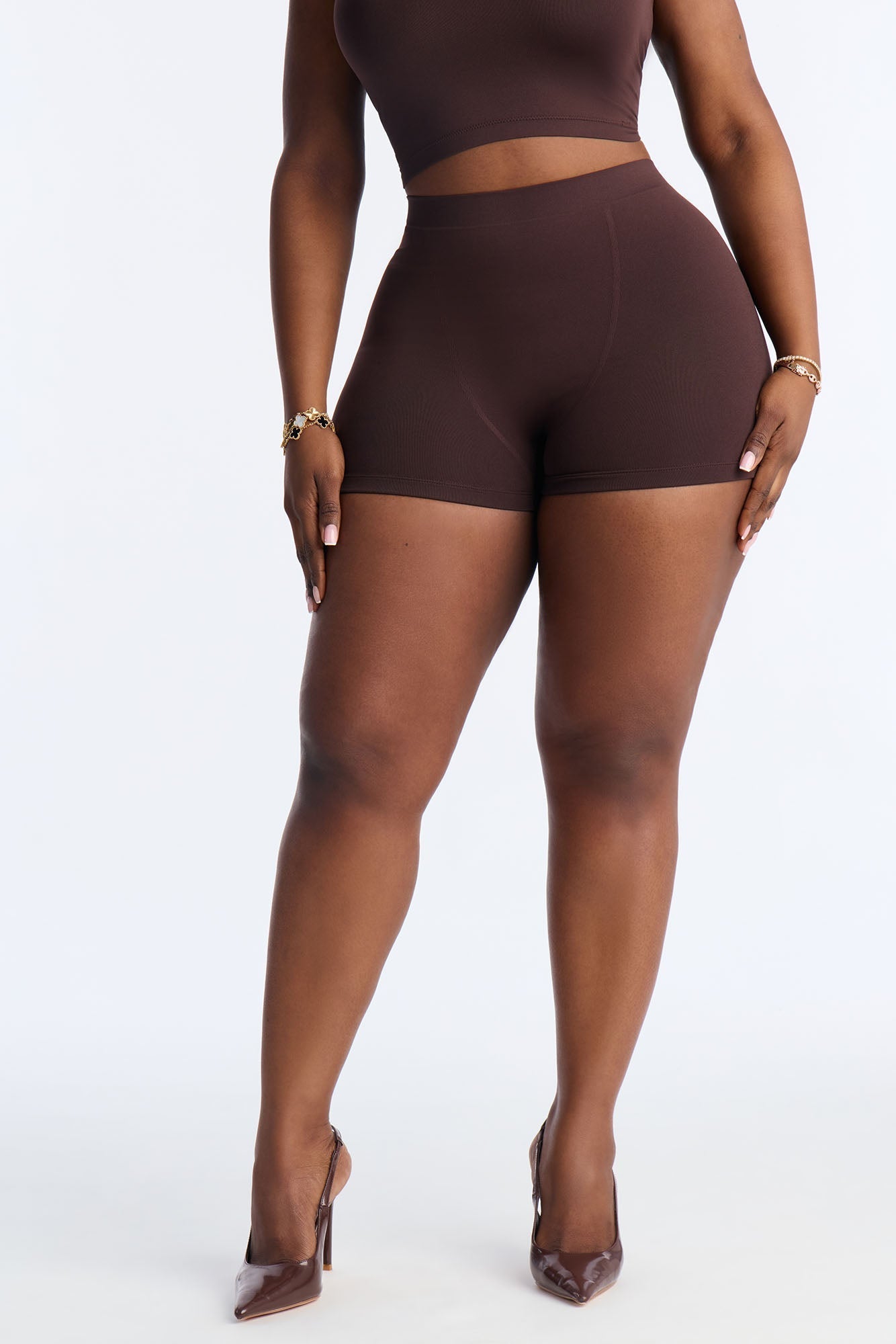 Seamless Smooth Double Lined Micro Hot Short - Chocolate