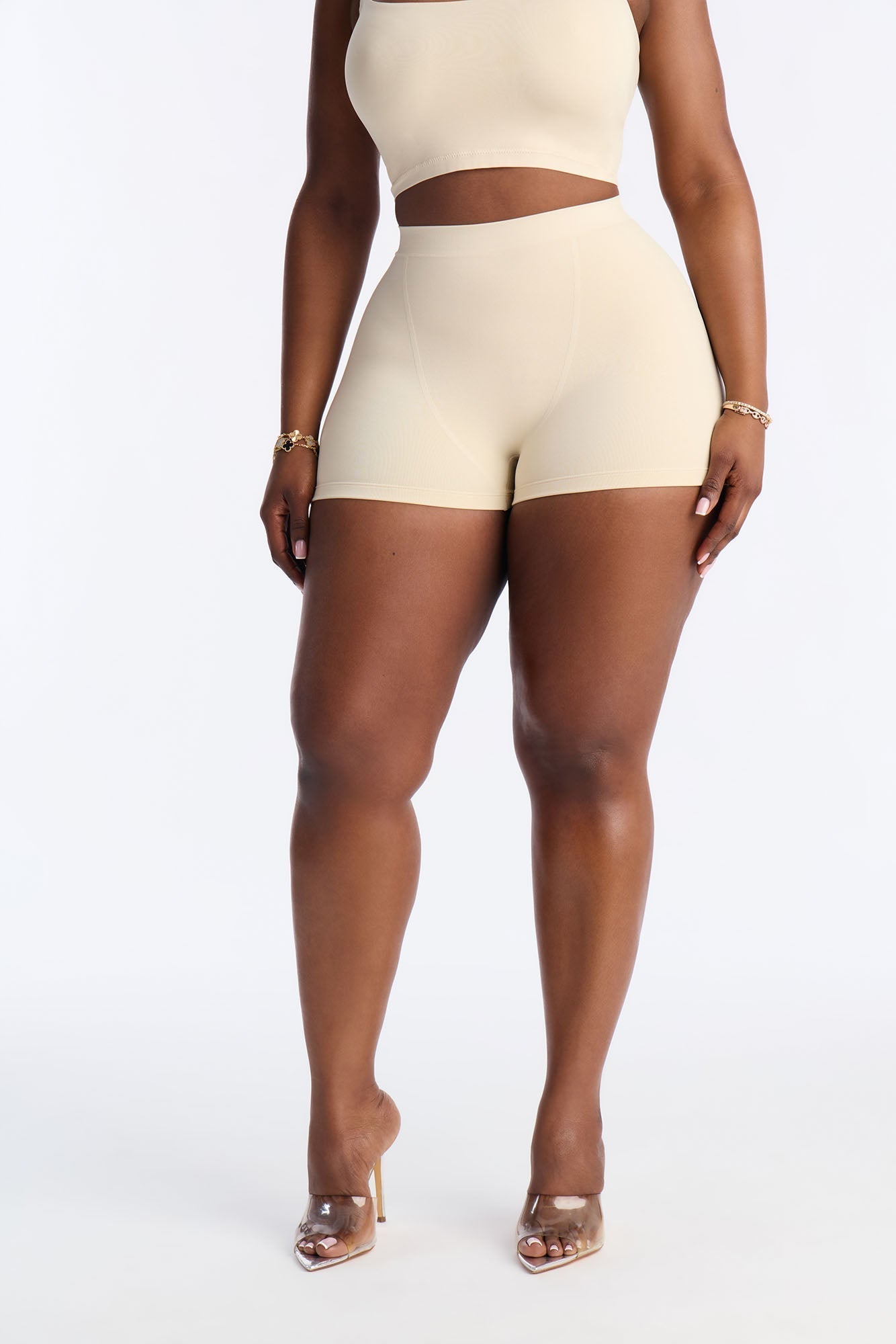 Seamless Smooth Double Lined Micro Hot Short - Bone