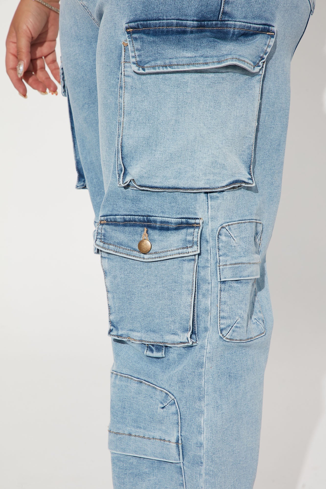 Fairfax High Rise Stretch Cargo Jeans - Light Wash