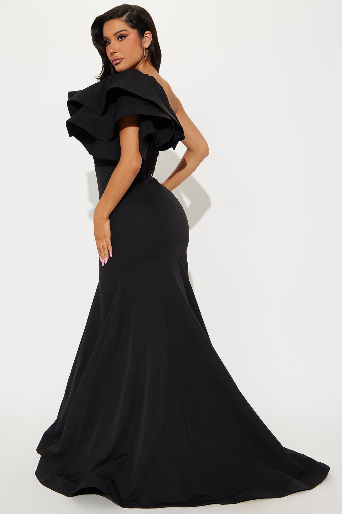 Guiselle Mermaid Maxi Gown - Black