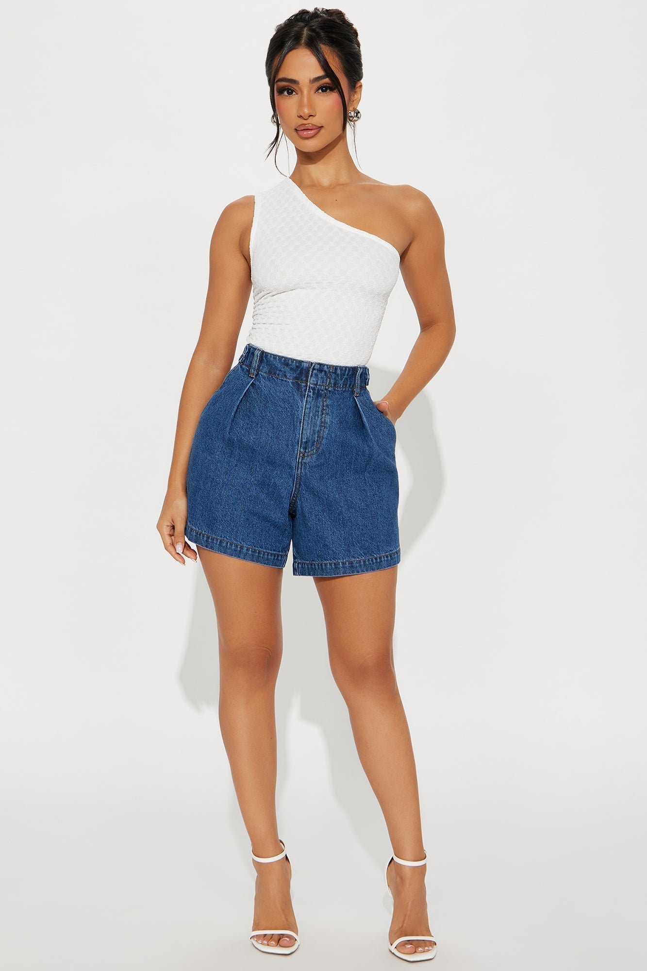 Allise Pleated Trouser Denim Shorts - Dark Wash