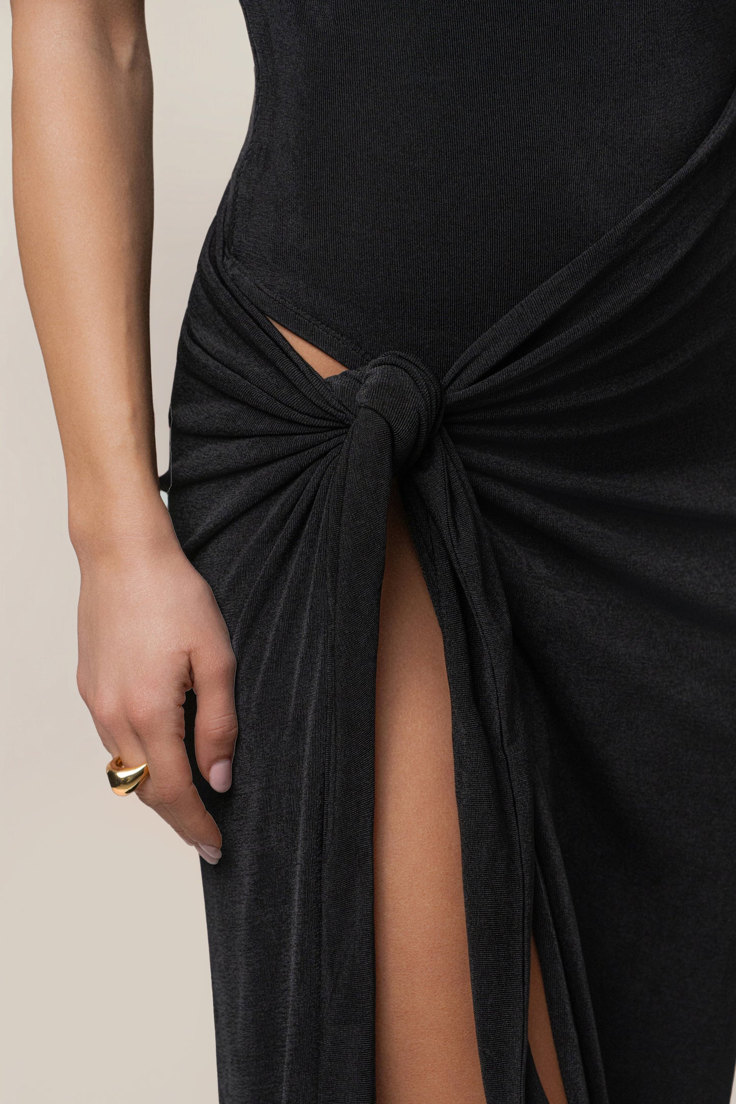 Black Aubree Midi Dress