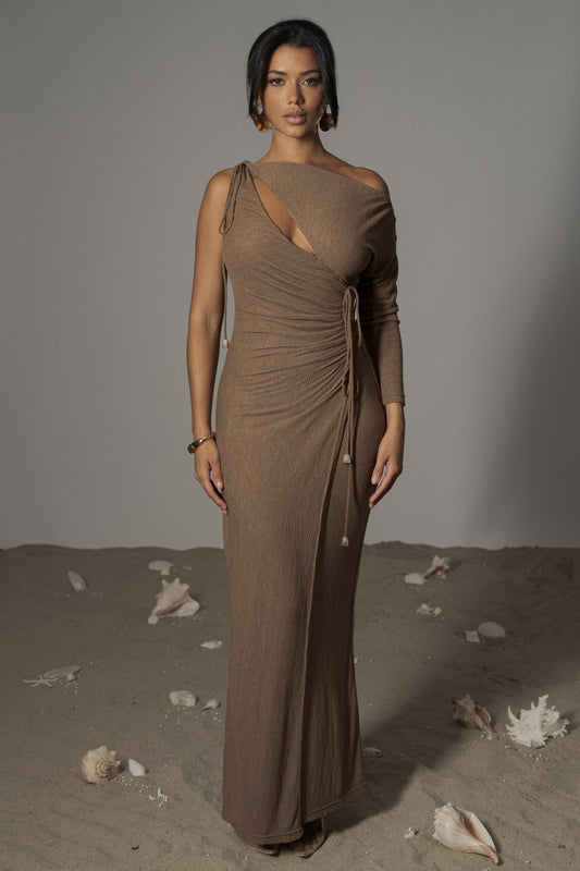 Chocolate Odelia Crinkled Maxi Dress